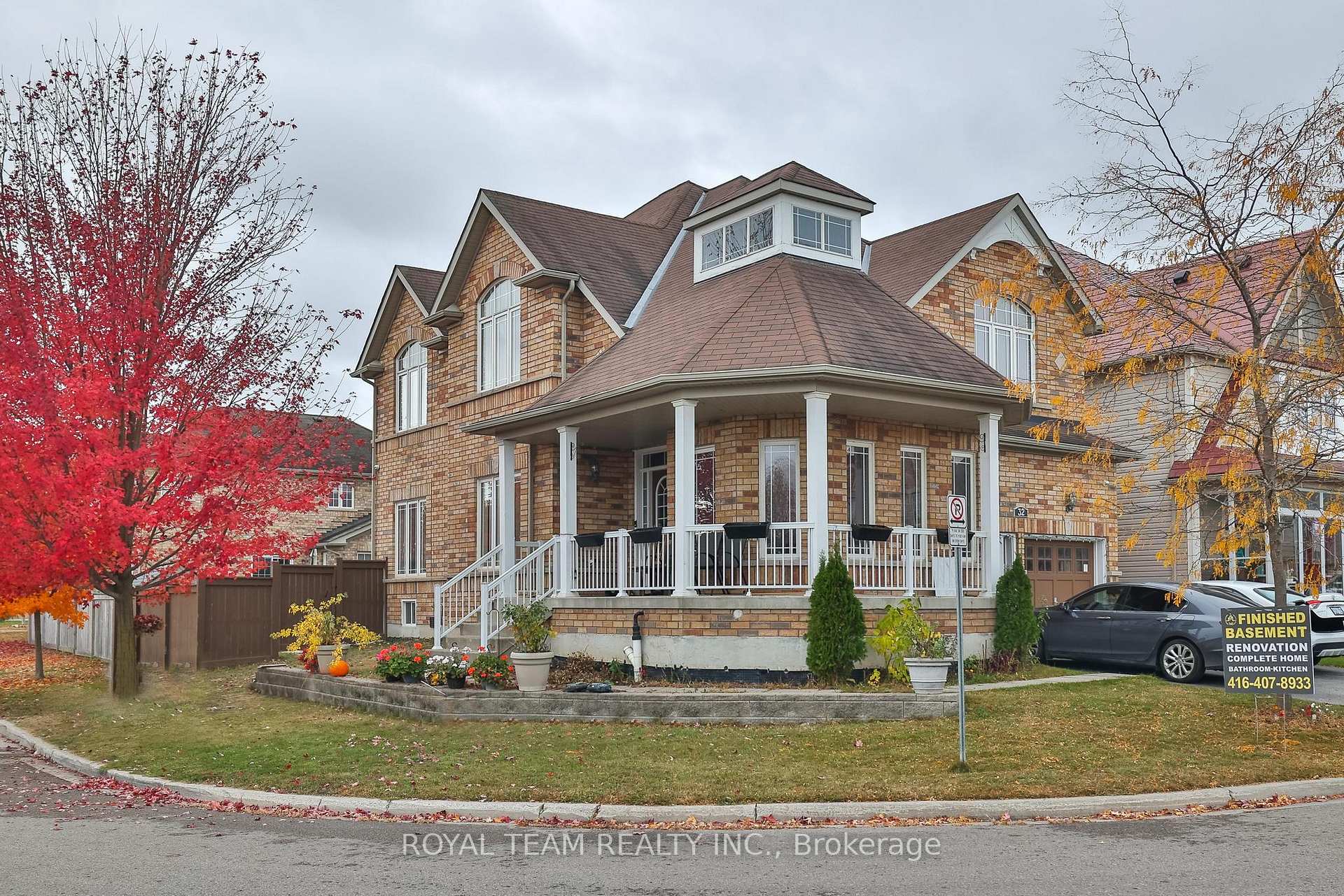 Photo 1 of Unit Lower, 32 Carness Crescent, Georgina, Keswick South — HOMEH