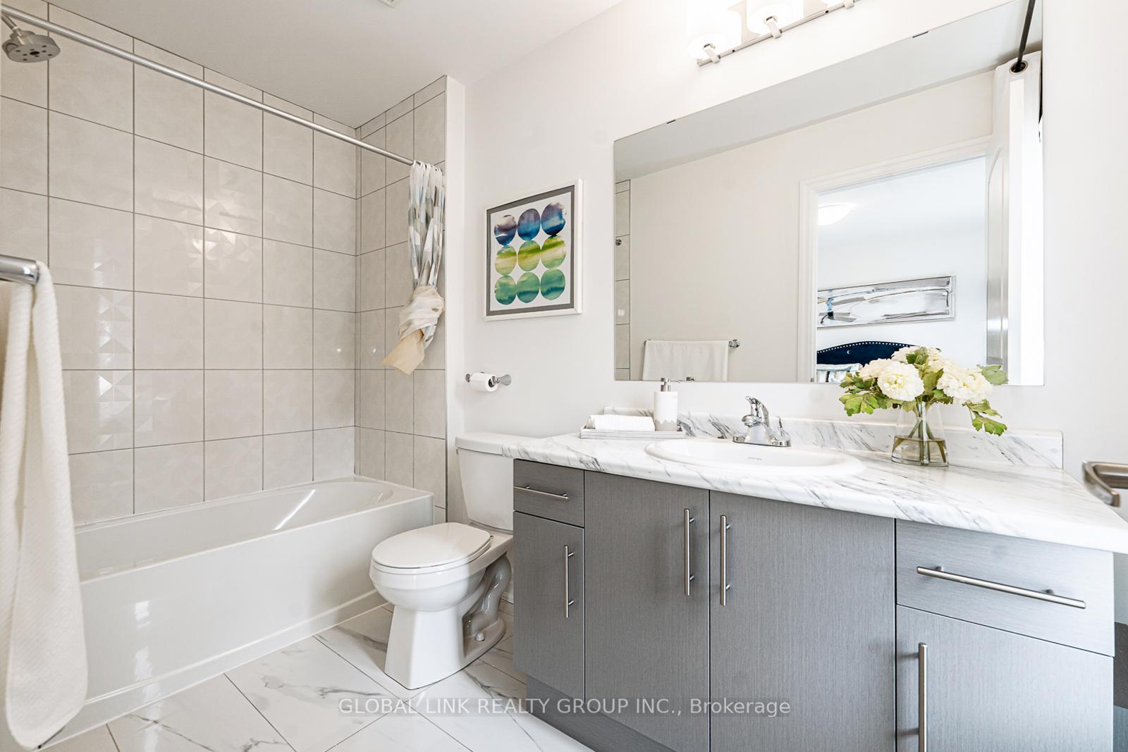 Photo 9 of 5 Imperial College Lane, Markham, Wismer — HOMEH