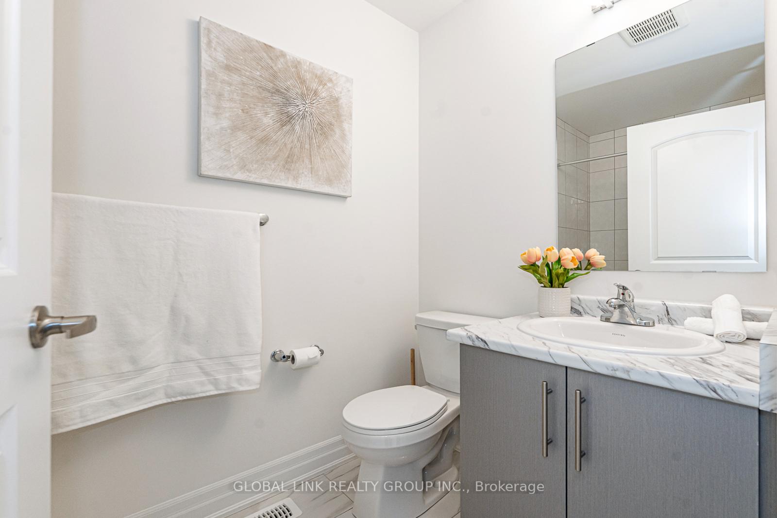 Photo 22 of 5 Imperial College Lane, Markham, Wismer — HOMEH