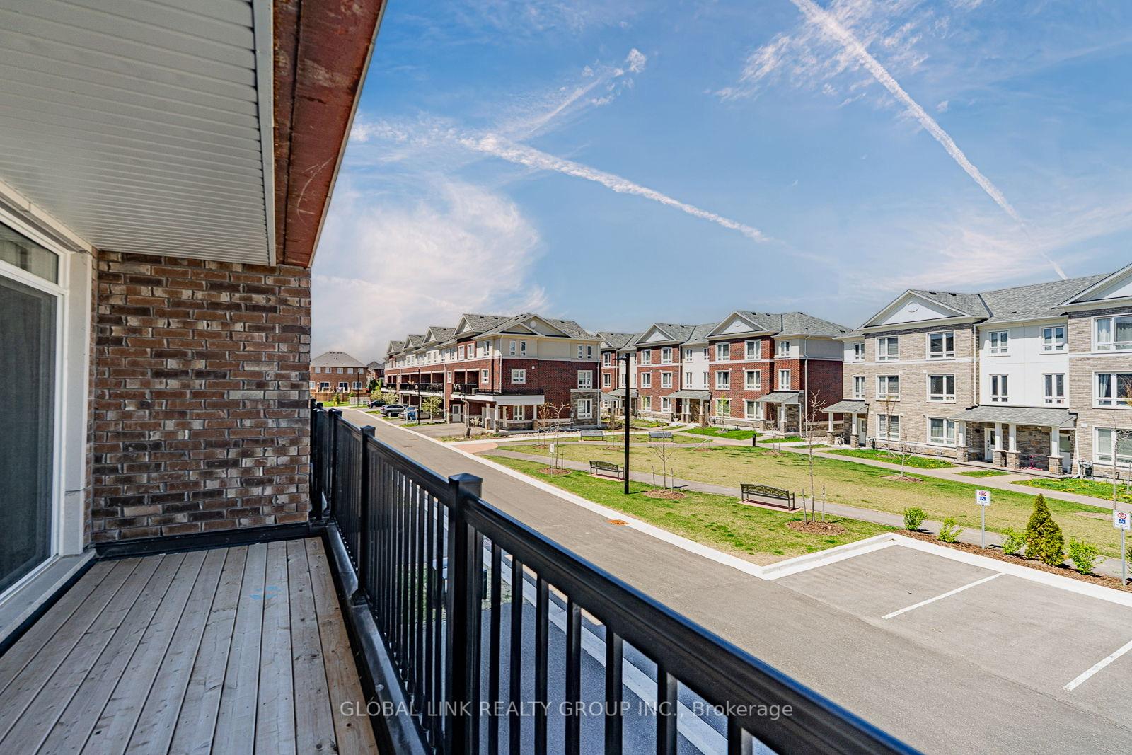 Photo 25 of 5 Imperial College Lane, Markham, Wismer — HOMEH