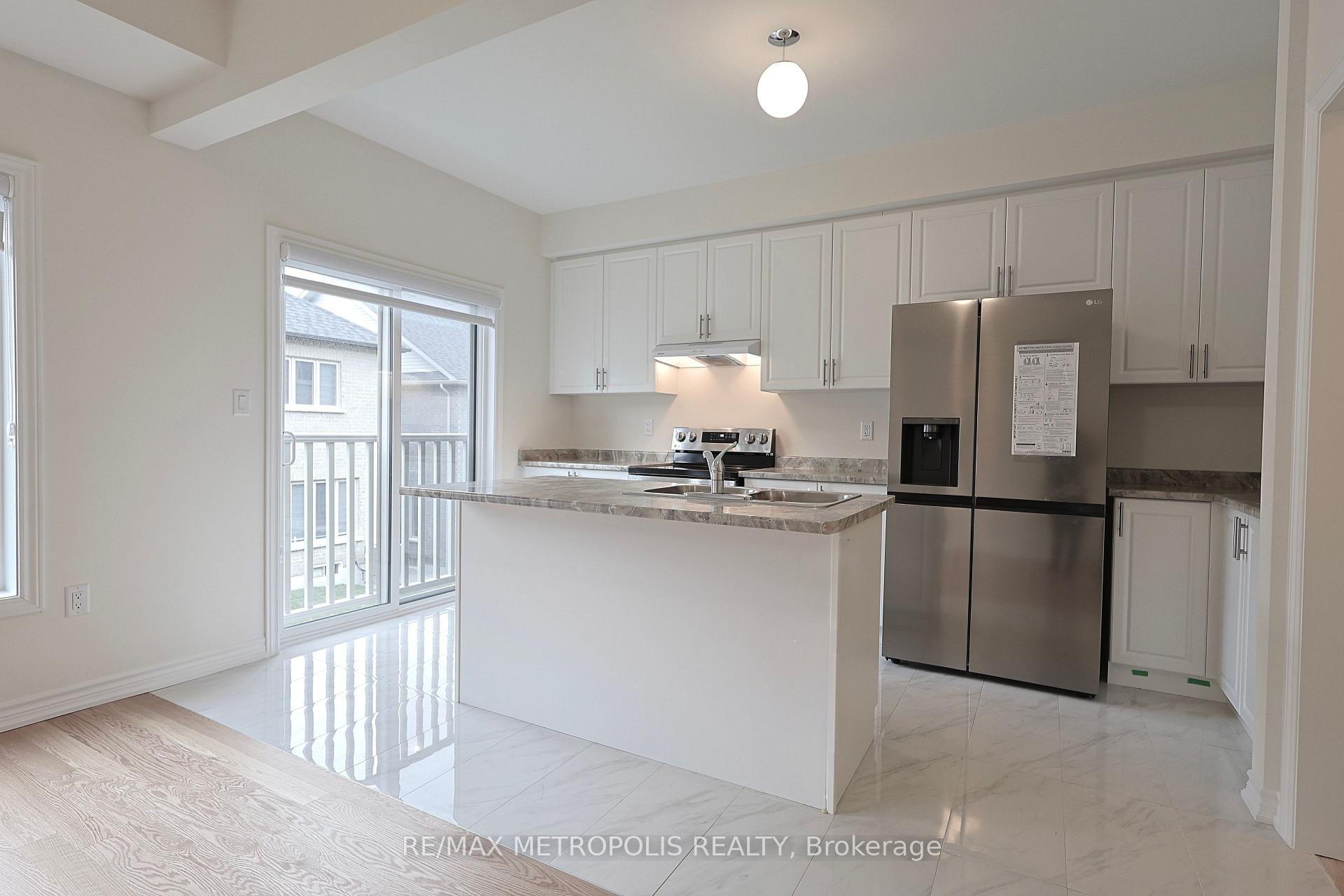 Photo 3 of Unit MAIN, 2555 Hibiscus Drive, Pickering, Rural Pickering — HOMEH