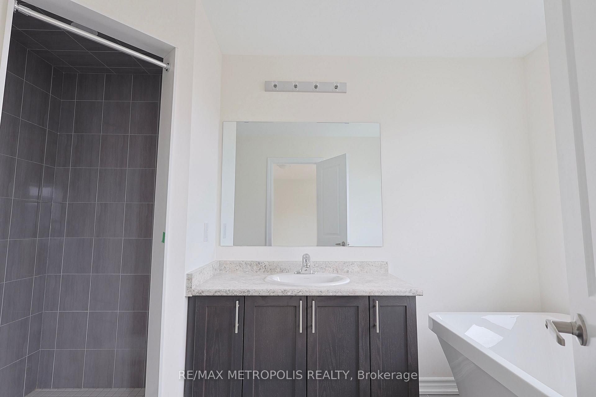 Photo 23 of Unit MAIN, 2555 Hibiscus Drive, Pickering, Rural Pickering — HOMEH