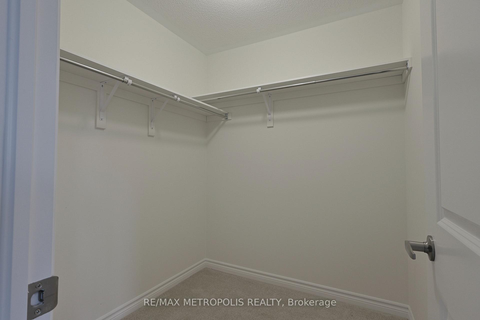 Photo 10 of Unit MAIN, 2555 Hibiscus Drive, Pickering, Rural Pickering — HOMEH