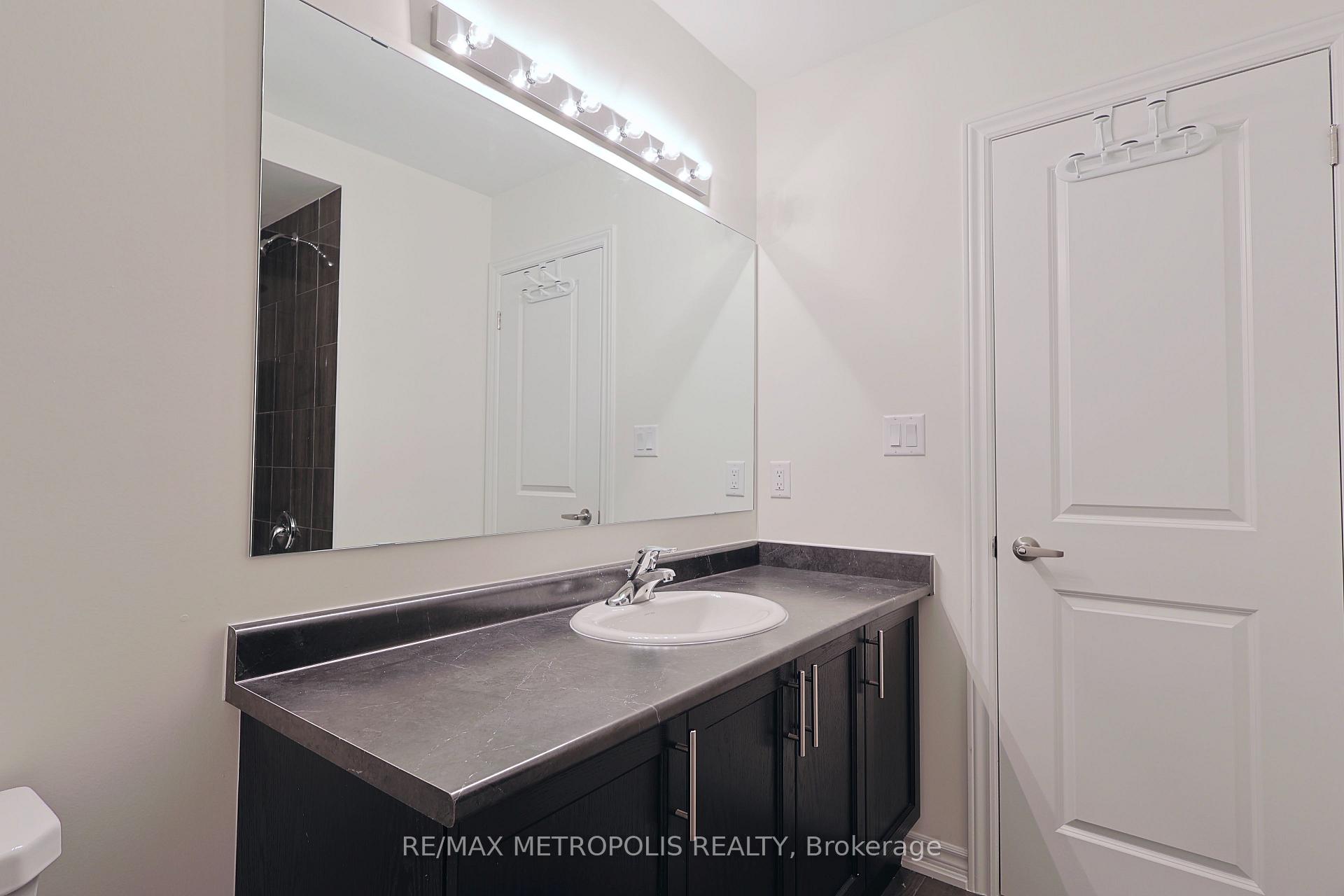 Photo 14 of Unit MAIN, 2555 Hibiscus Drive, Pickering, Rural Pickering — HOMEH