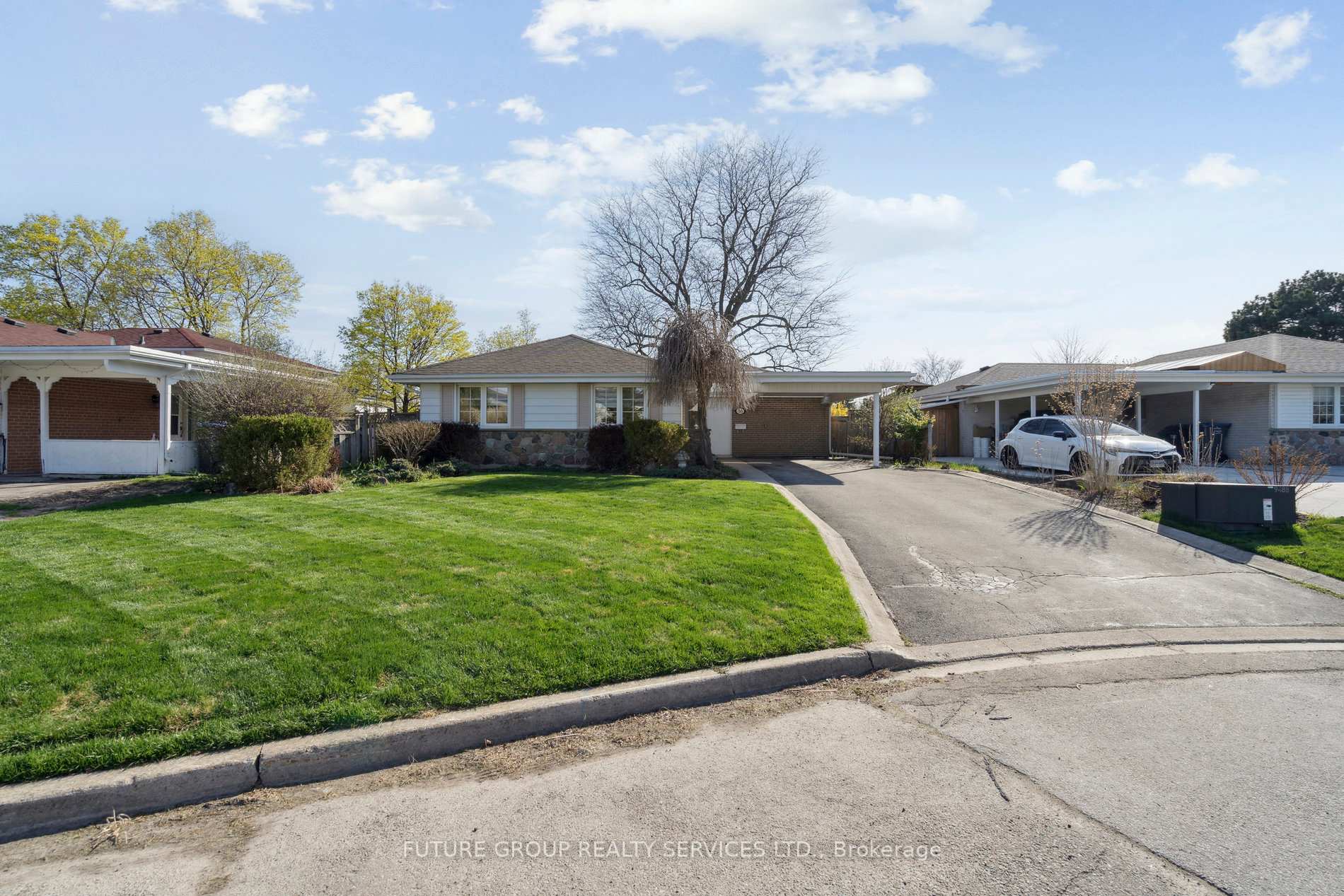 Photo 1 of 36 Staveley Crescent, Brampton, Brampton East — HOMEH