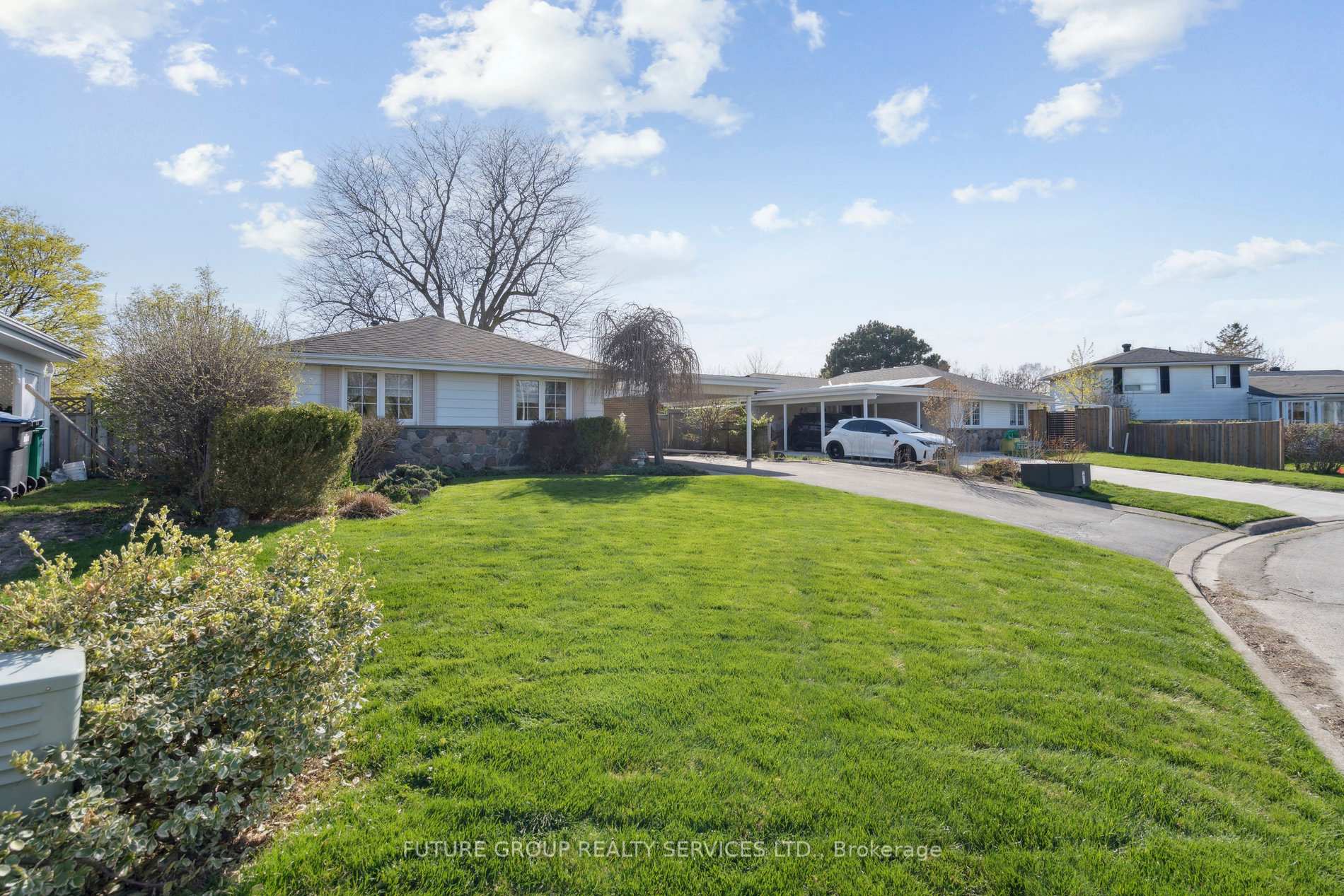 Photo 9 of 36 Staveley Crescent, Brampton, Brampton East — HOMEH