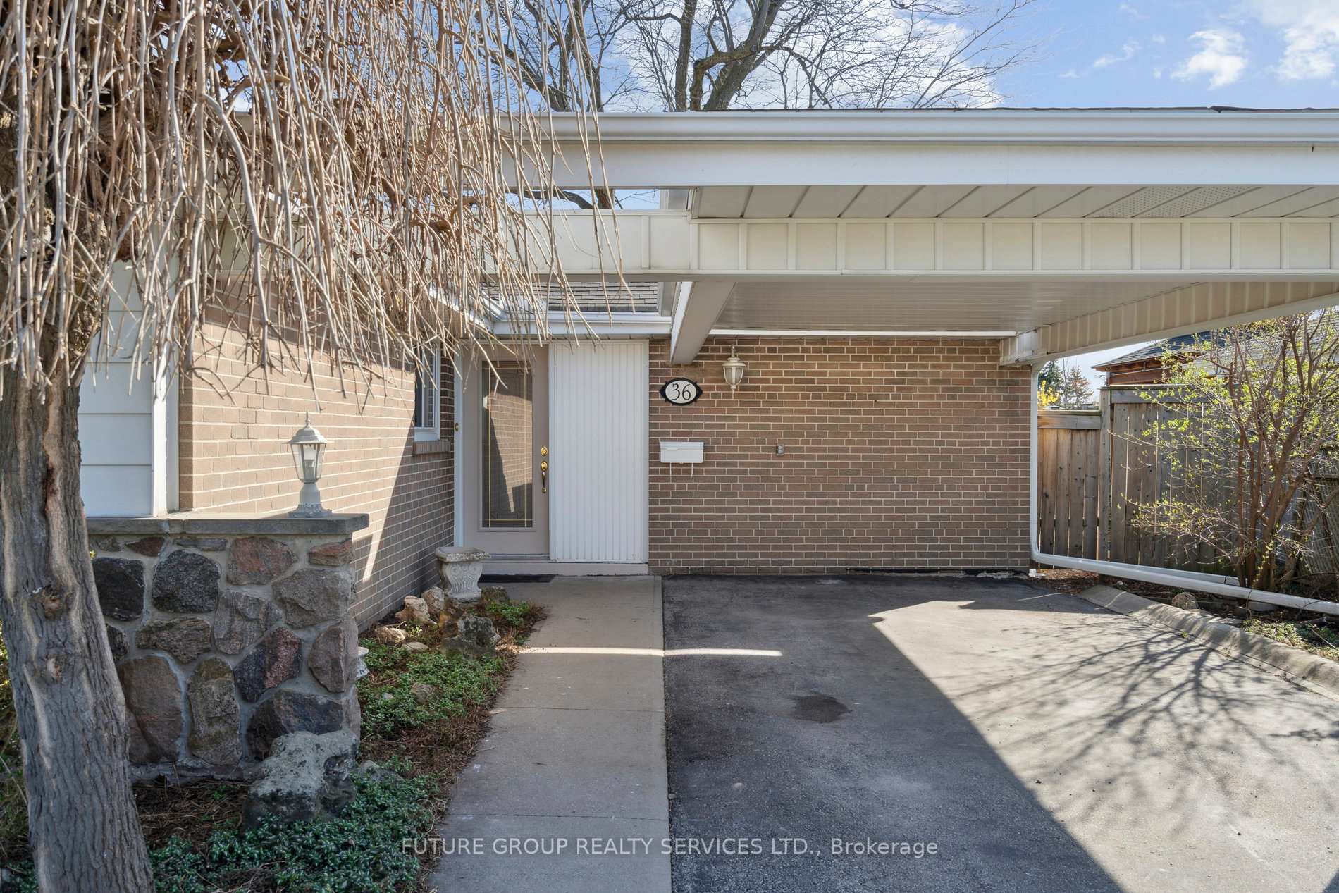 Photo 8 of 36 Staveley Crescent, Brampton, Brampton East — HOMEH