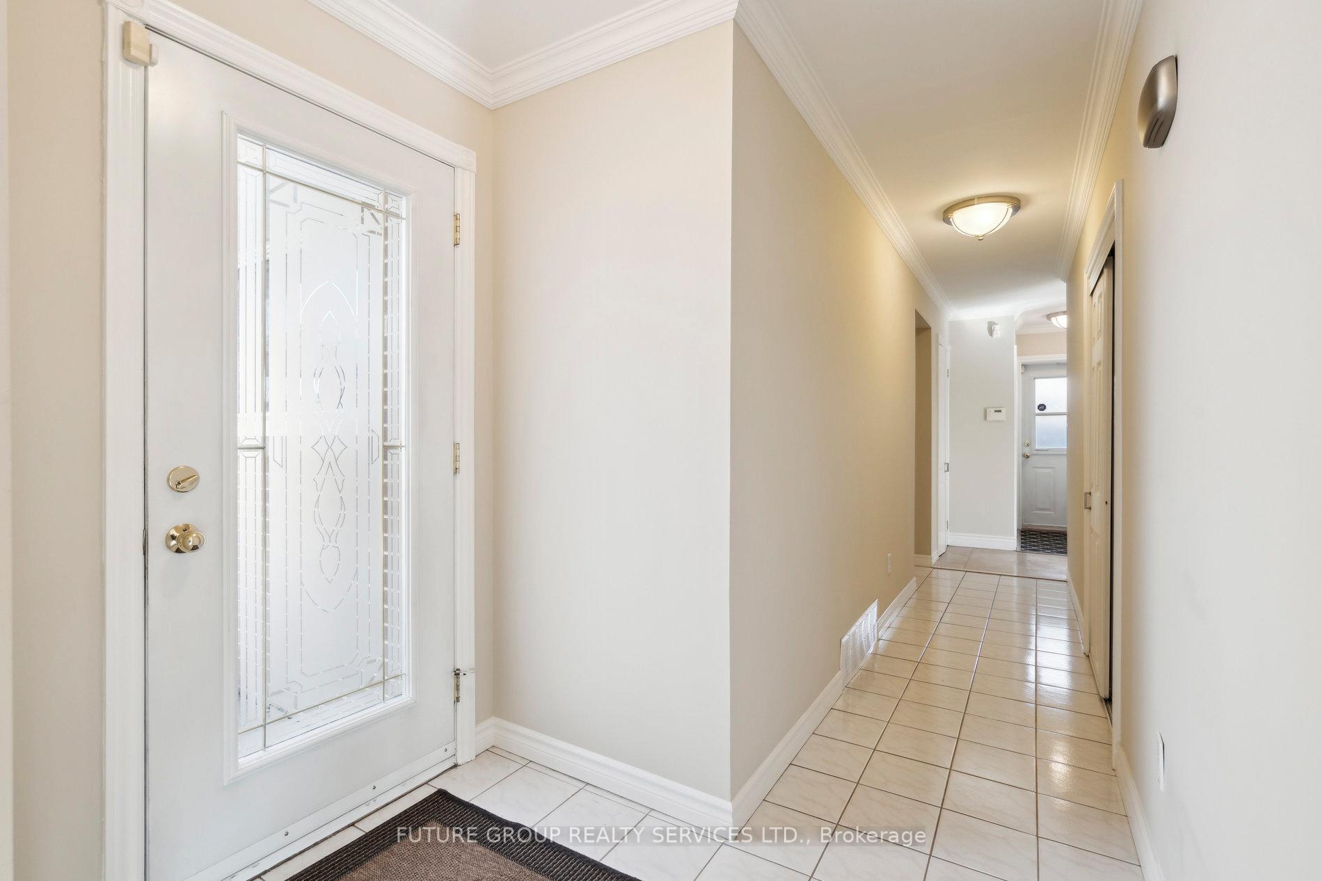 Photo 3 of 36 Staveley Crescent, Brampton, Brampton East — HOMEH