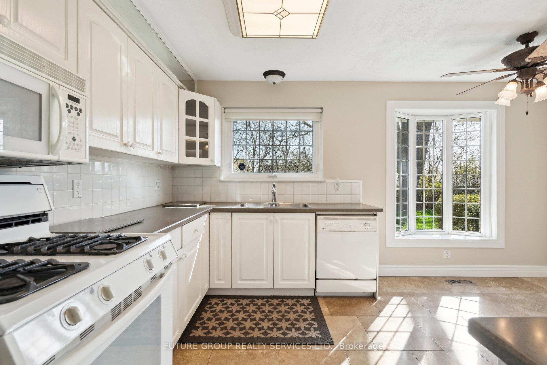 Photo 11 of 36 Staveley Crescent, Brampton, Brampton East — HOMEH
