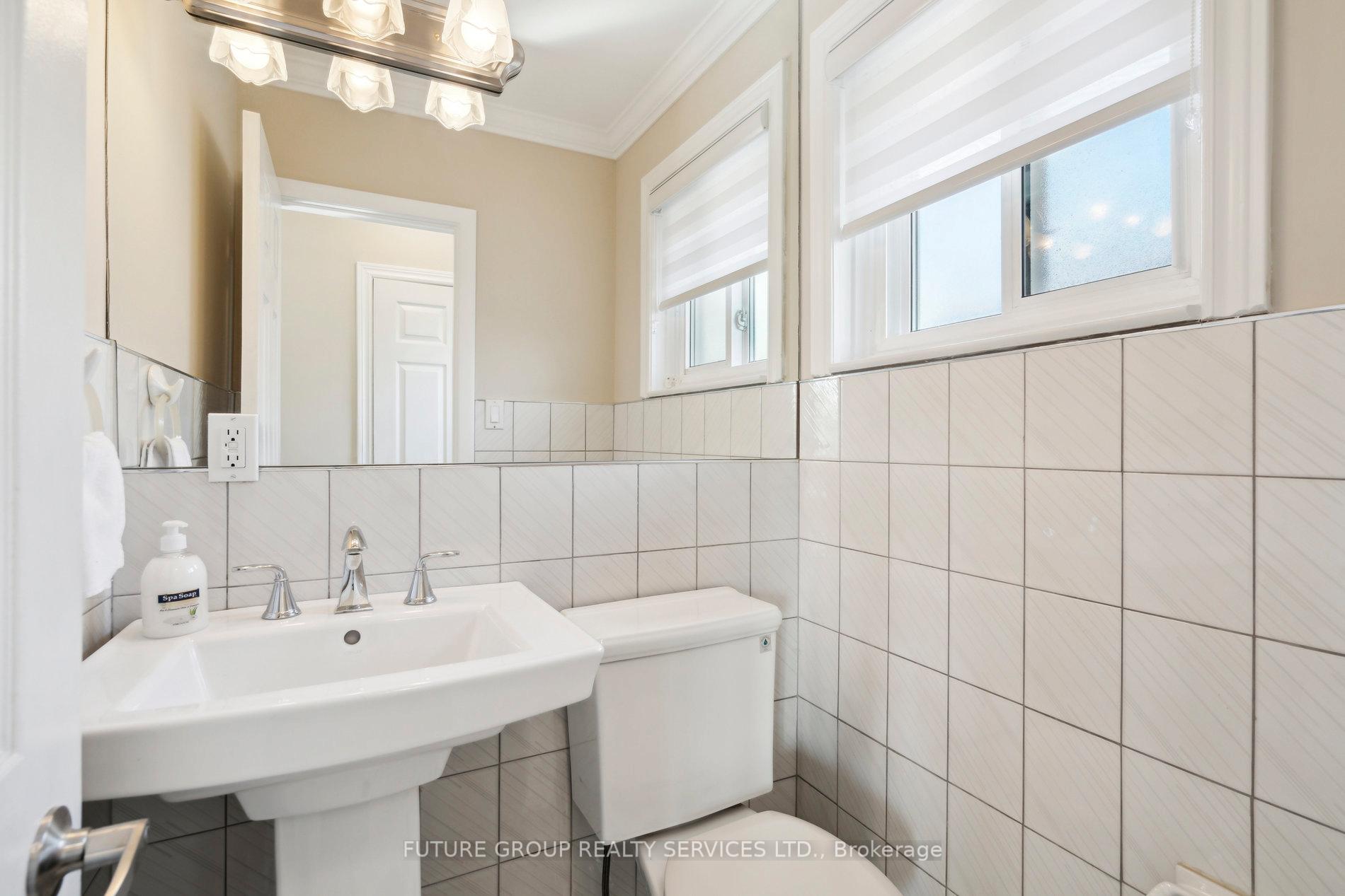 Photo 24 of 36 Staveley Crescent, Brampton, Brampton East — HOMEH