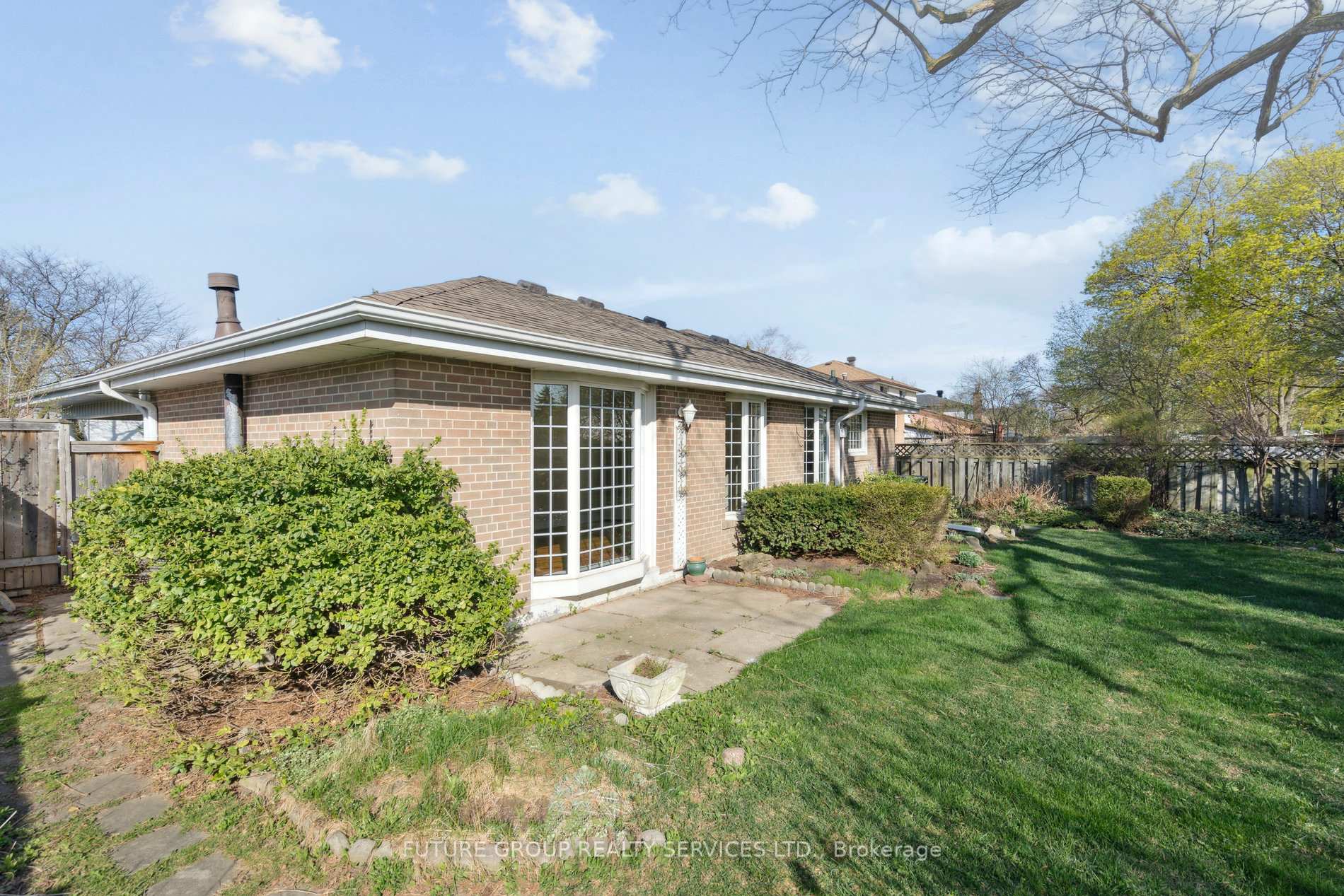 Photo 23 of 36 Staveley Crescent, Brampton, Brampton East — HOMEH