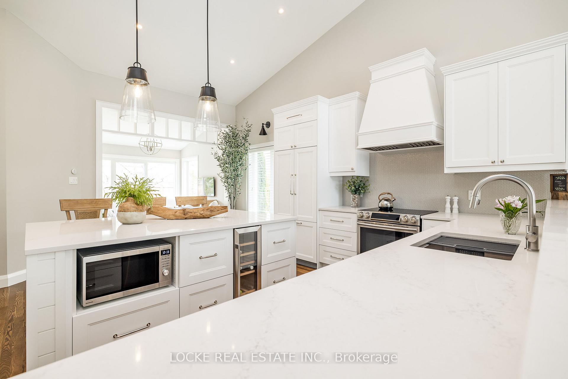 Photo 13 of 6149 Castle Pines Way, Ottawa, Chapel Hill South - Orleans Village — HOMEH