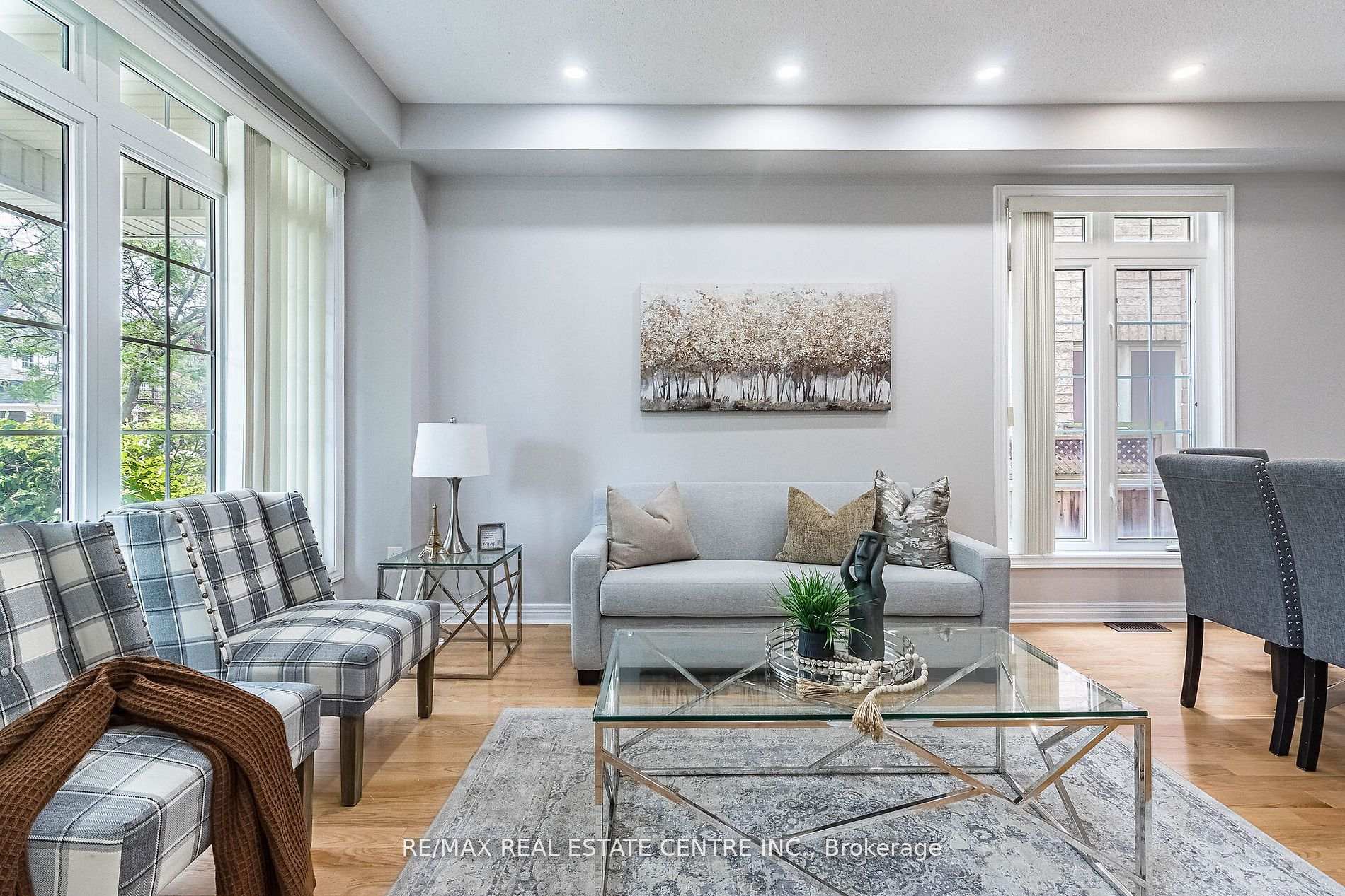 Photo 7 of 121 Stonechurch Crescent, Markham, Box Grove — HOMEH