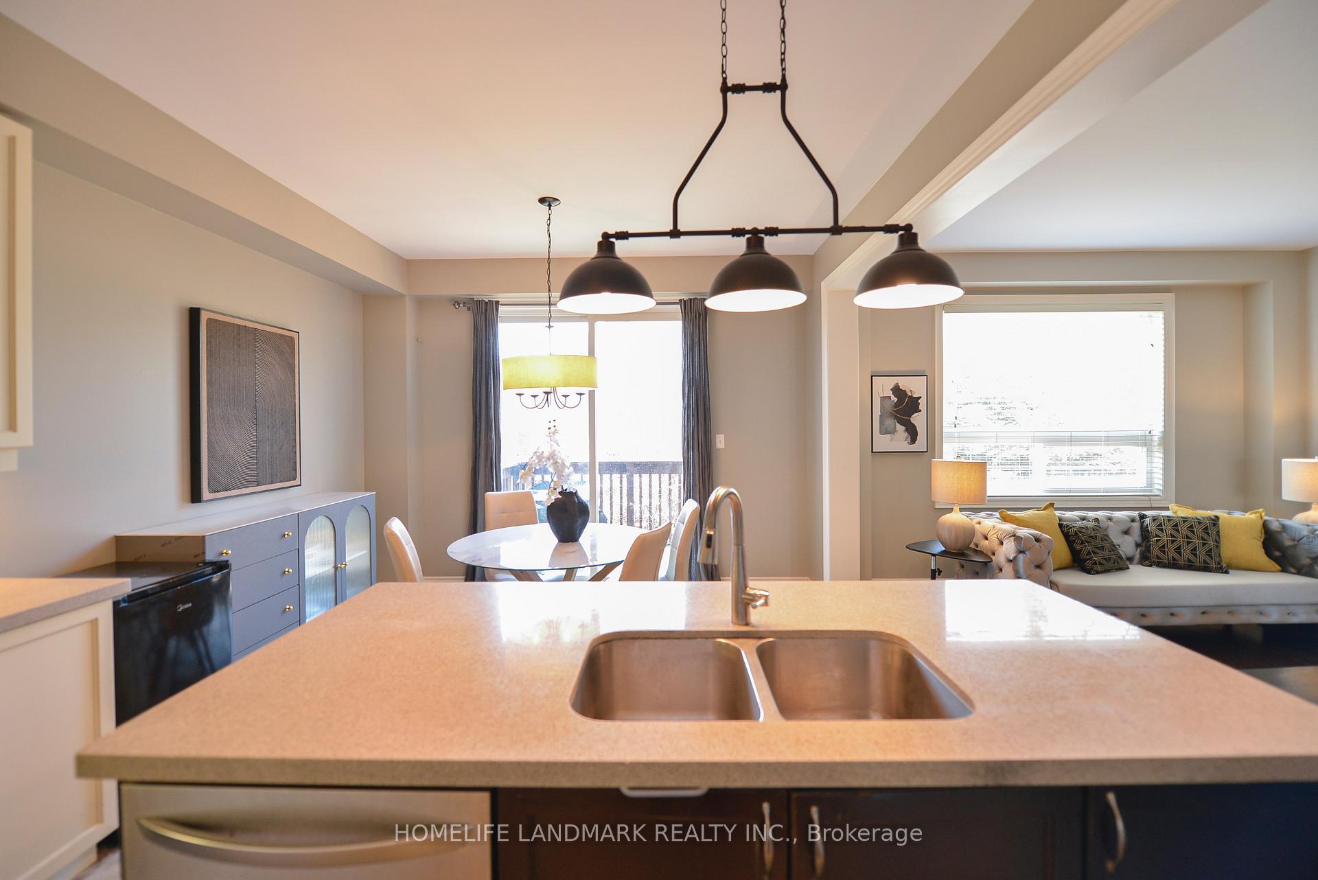 Photo 11 of 2297 Hackett Place, Oshawa, Windfields — HOMEH