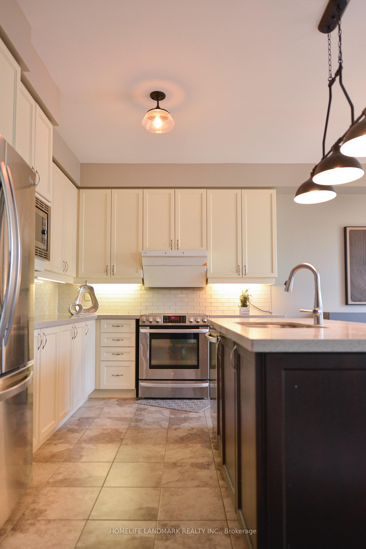 Photo 16 of 2297 Hackett Place, Oshawa, Windfields — HOMEH