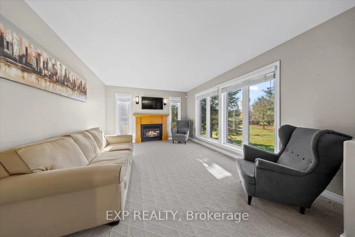 Photo 210 of 1346 Fox Valley Road, Ottawa, Greely — HOMEH