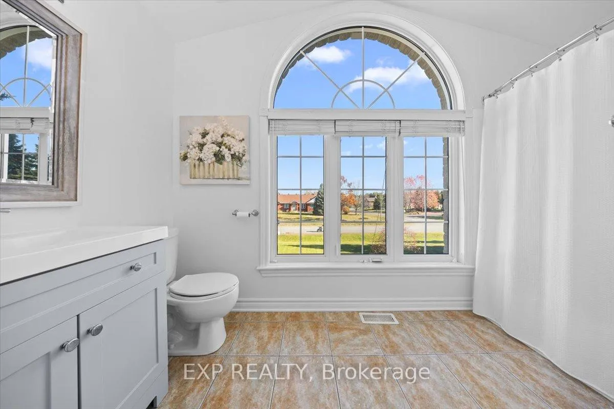 Photo 530 of 1346 Fox Valley Road, Ottawa, Greely — HOMEH