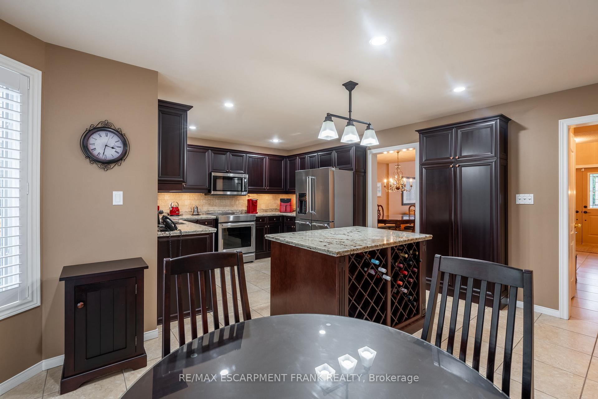 Photo 20 of 308 Kitty Murray Lane, Hamilton, Meadowlands — HOMEH