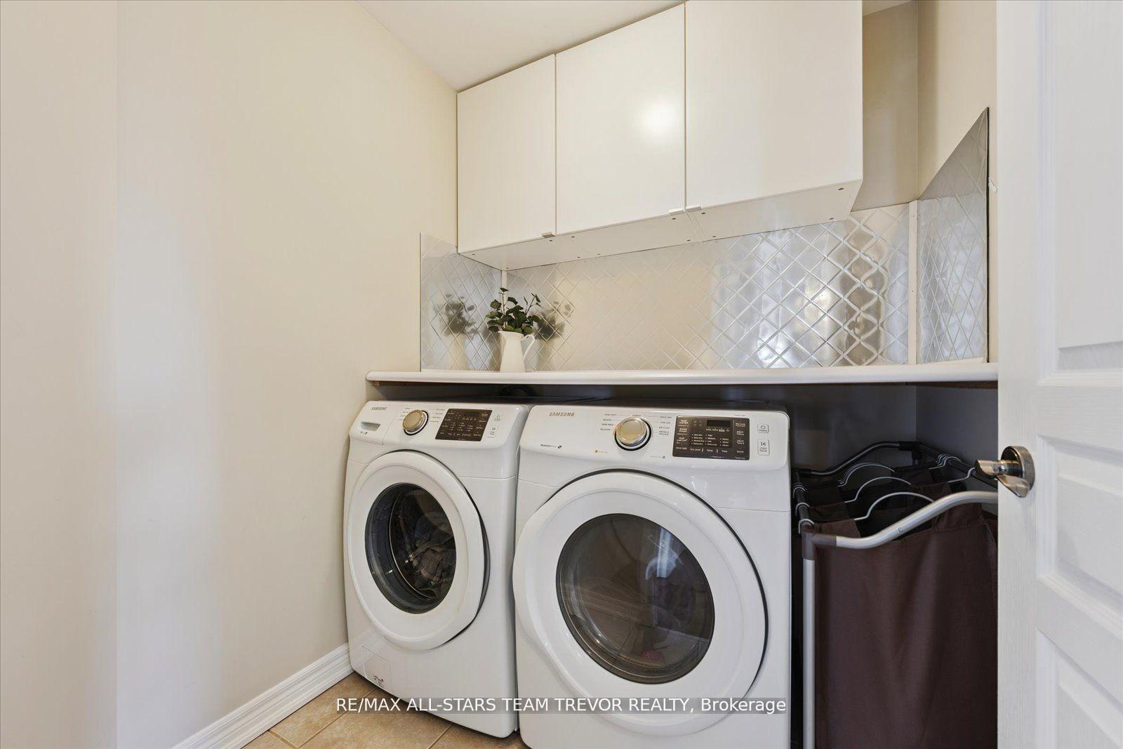 Photo 23 of 38 Mackenzie Court, Georgina, Keswick North — HOMEH