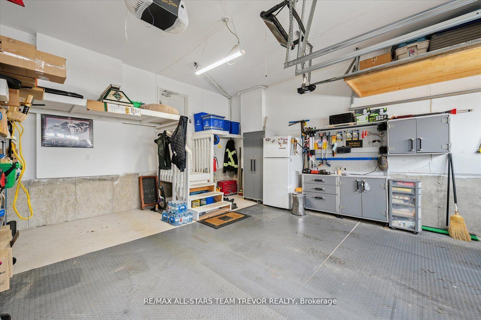 Photo 28 of 38 Mackenzie Court, Georgina, Keswick North — HOMEH
