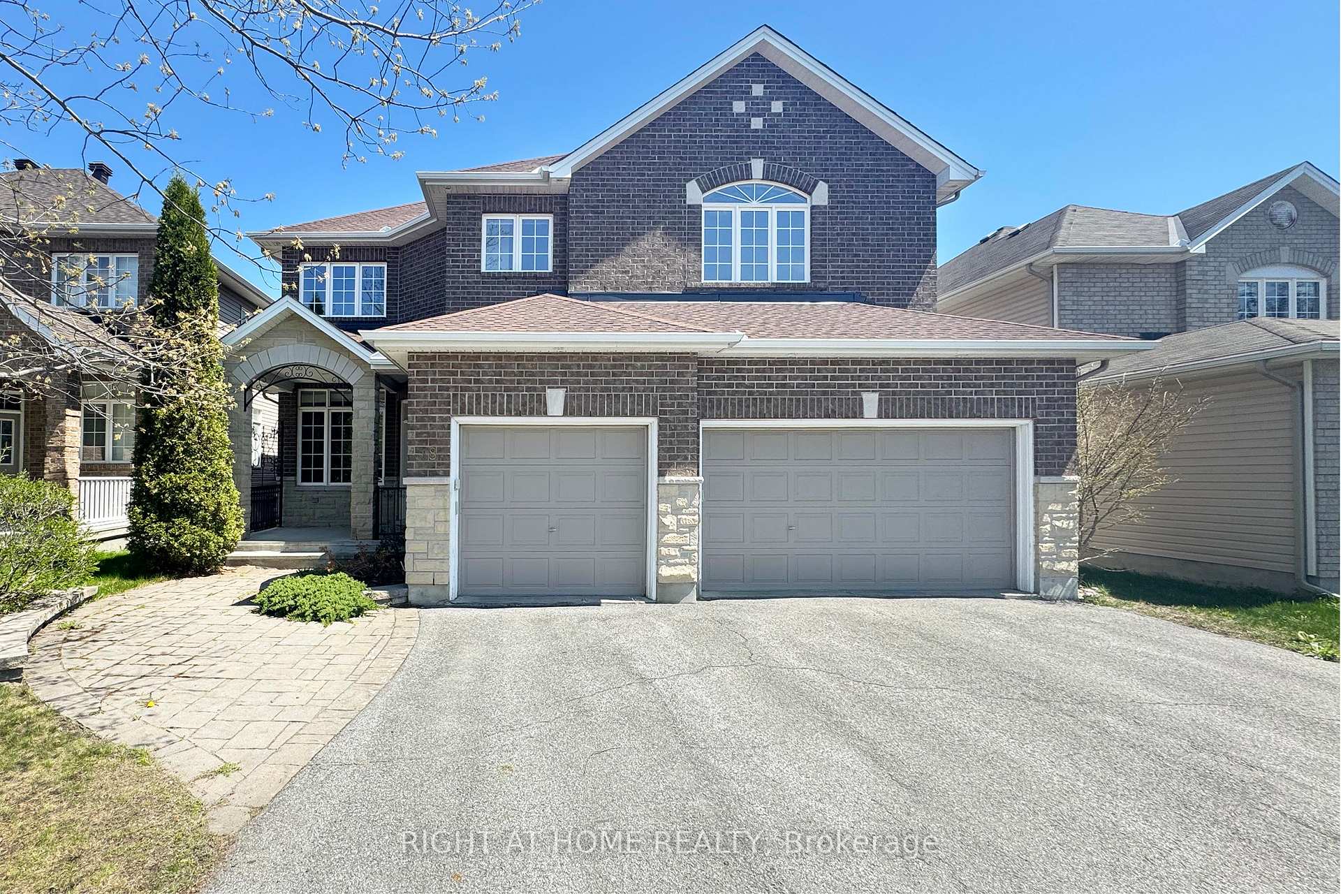 Photo 2 of 38 Cedar Valley Drive, Ottawa, Kanata - Bridlewood — HOMEH