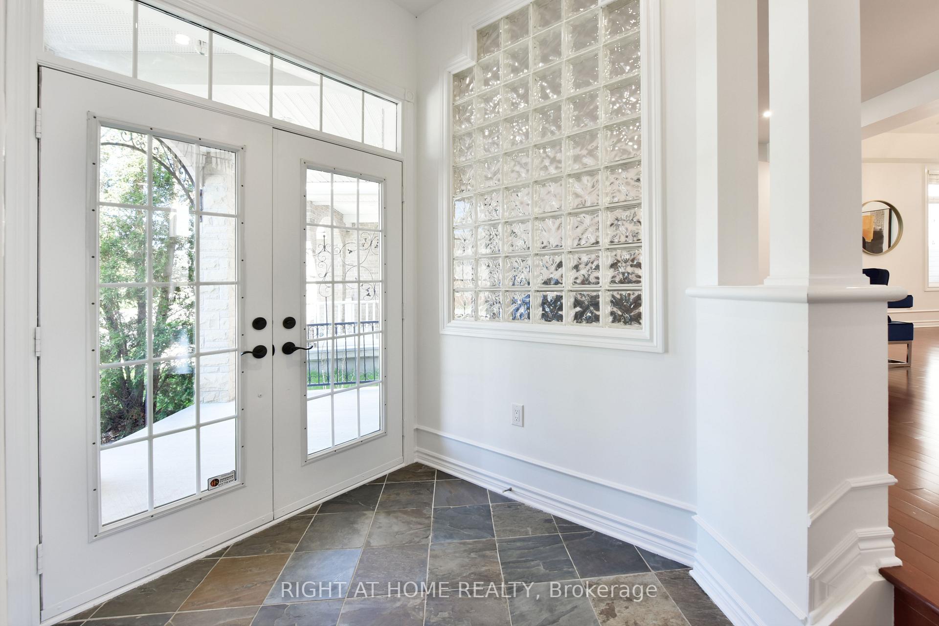 Photo 6 of 38 Cedar Valley Drive, Ottawa, Kanata - Bridlewood — HOMEH
