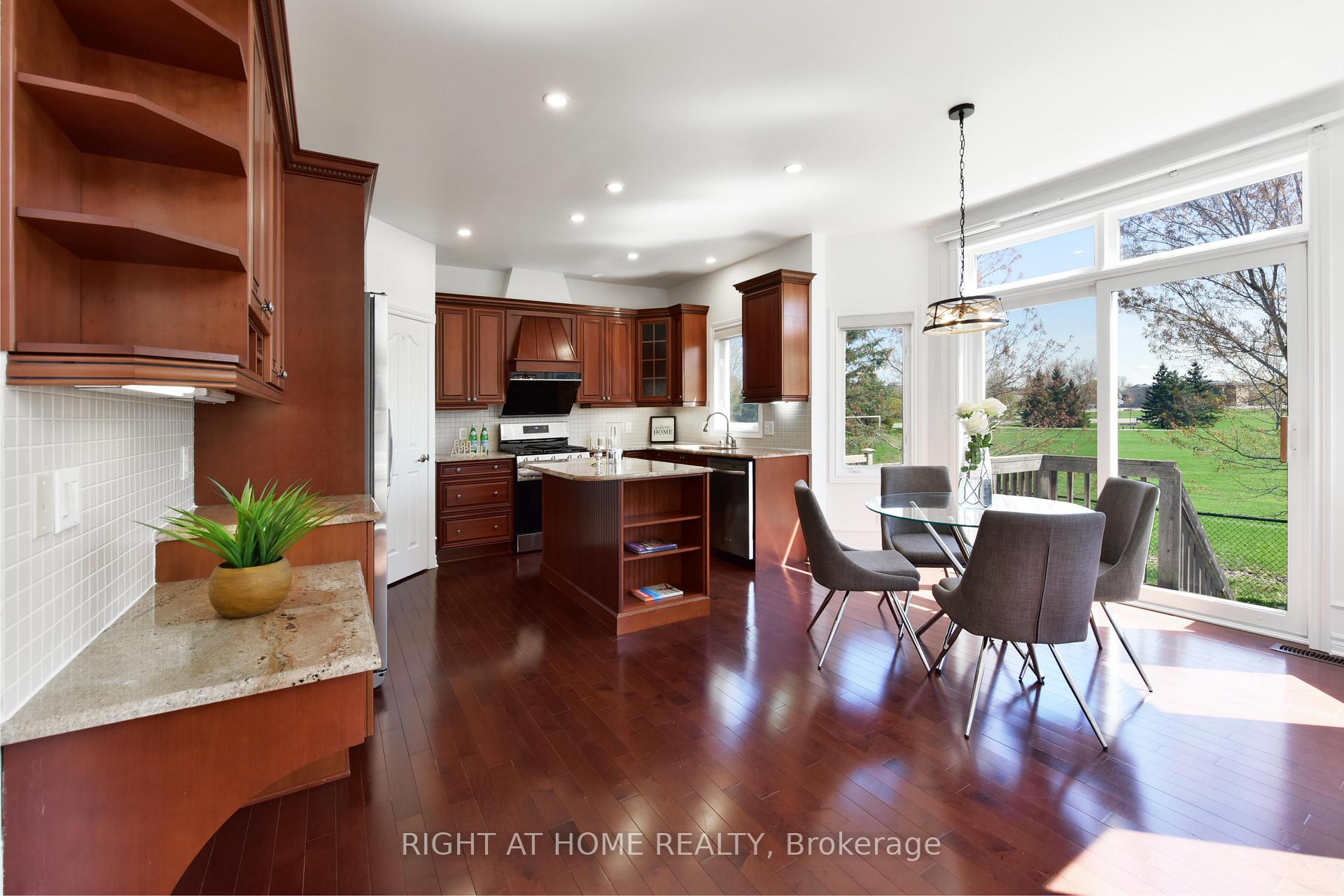 Photo 20 of 38 Cedar Valley Drive, Ottawa, Kanata - Bridlewood — HOMEH