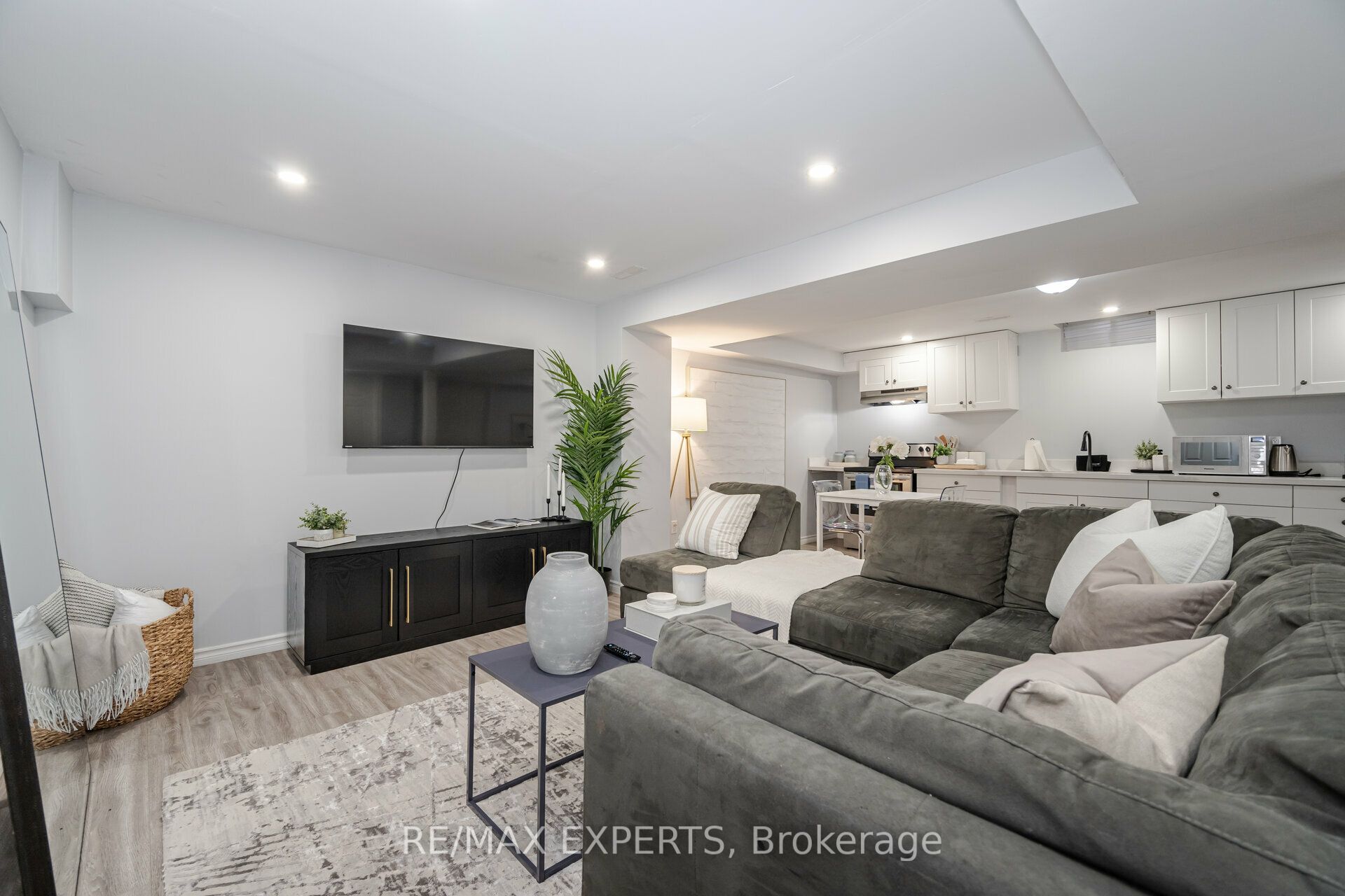 Front of Unit Basement, 17 Belleville Drive