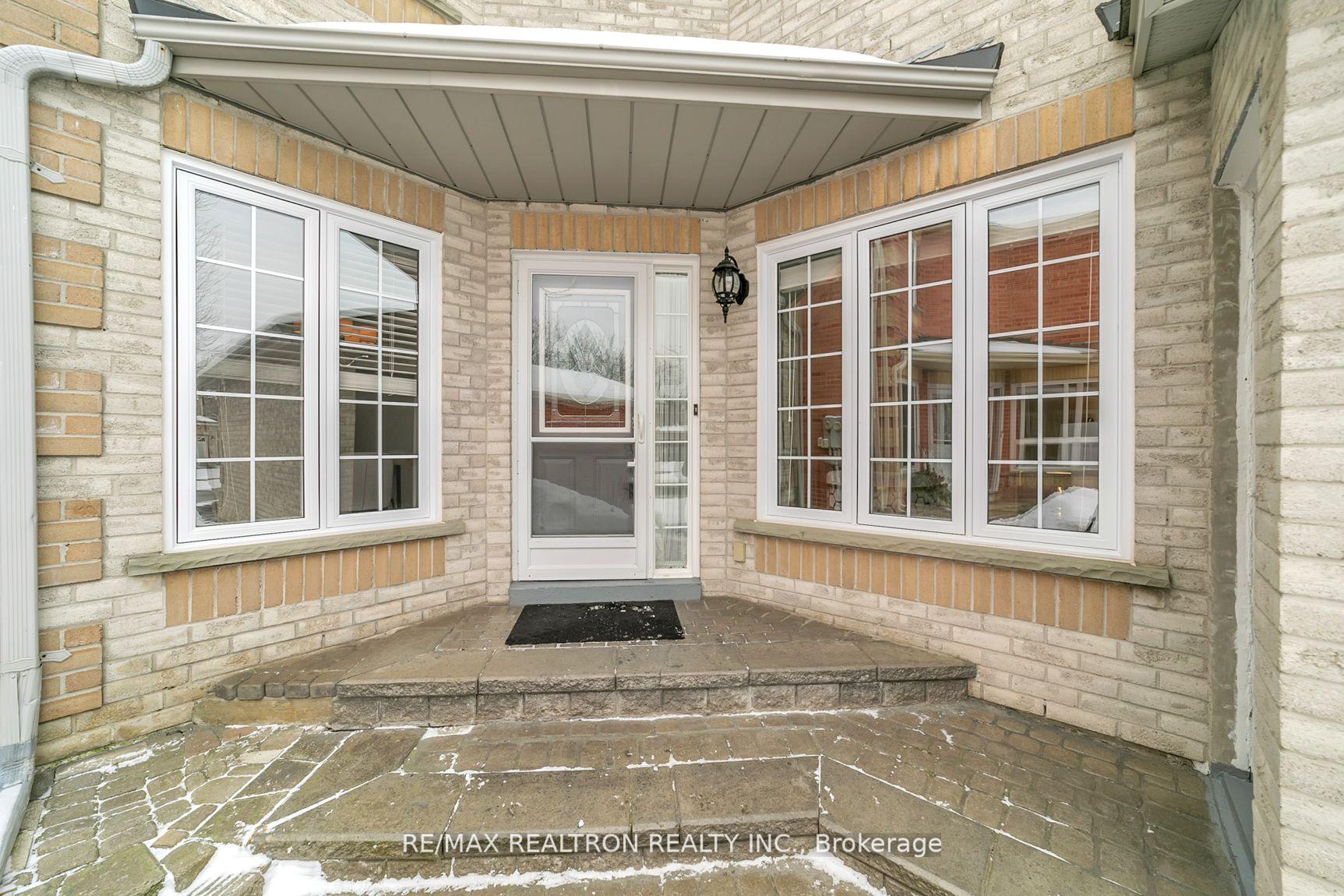 Photo 7 of 155 Dawlish Avenue, Aurora, Aurora Highlands — HOMEH