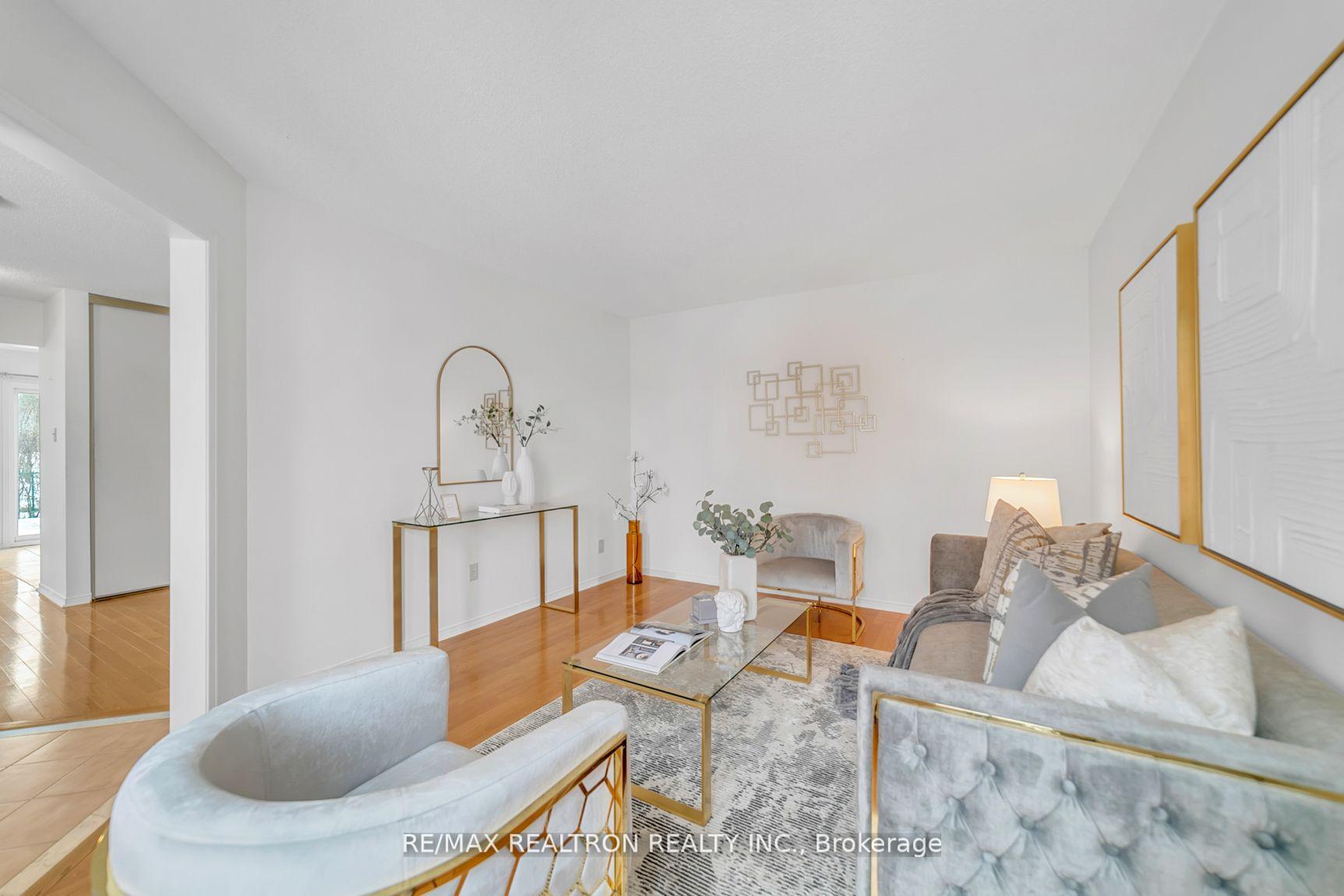 Photo 5 of 155 Dawlish Avenue, Aurora, Aurora Highlands — HOMEH