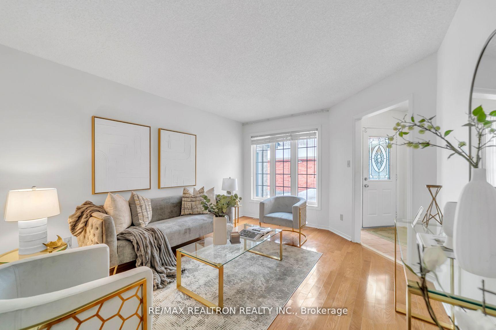 Photo 13 of 155 Dawlish Avenue, Aurora, Aurora Highlands — HOMEH