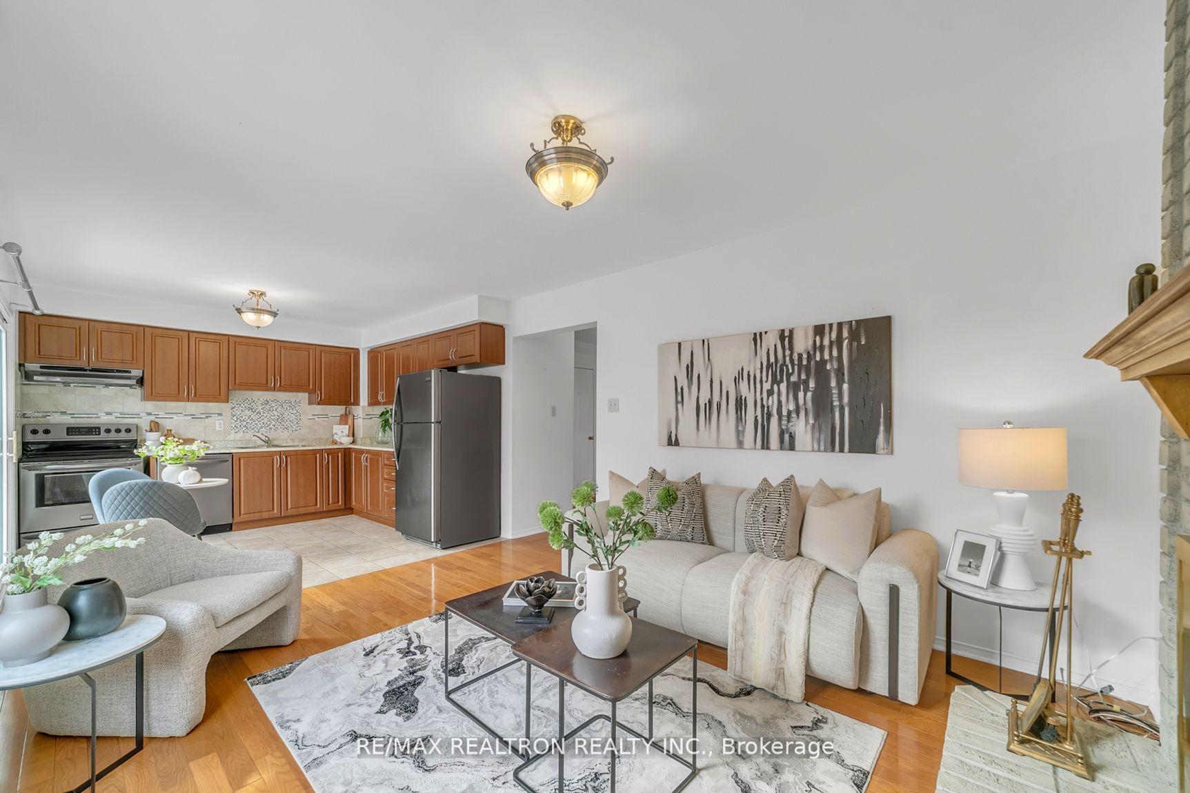 Photo 14 of 155 Dawlish Avenue, Aurora, Aurora Highlands — HOMEH