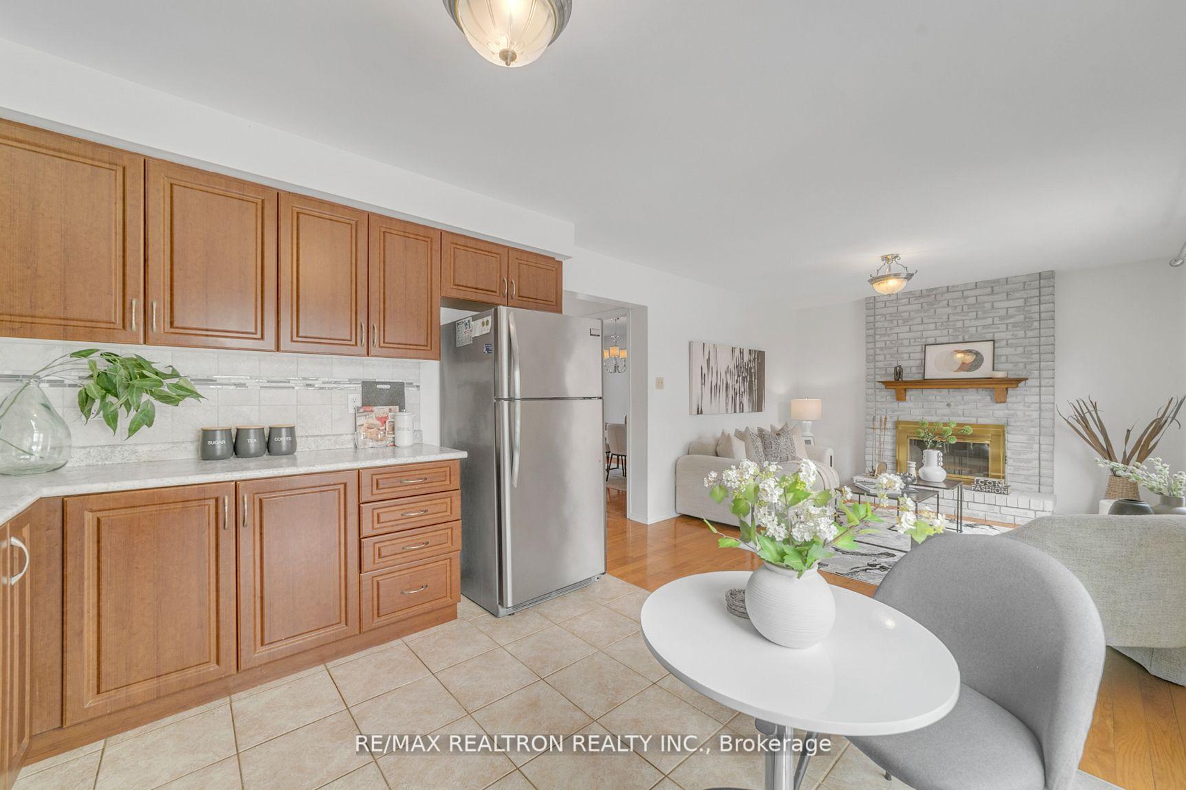 Photo 17 of 155 Dawlish Avenue, Aurora, Aurora Highlands — HOMEH