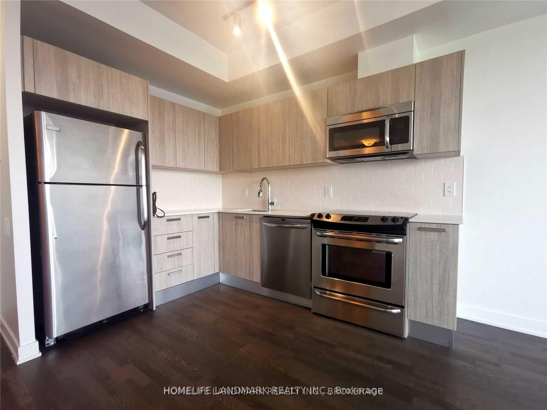 Photo 3 of Unit 1703, 1815 Yonge Street, Toronto, Mount Pleasant West — HOMEH