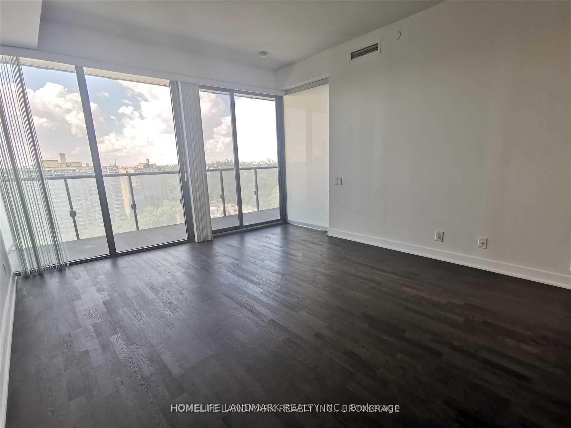 Photo 7 of Unit 1703, 1815 Yonge Street, Toronto, Mount Pleasant West — HOMEH