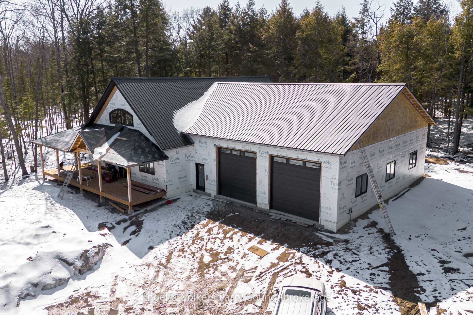Photo 13 of 16 Lake Forest Drive, McDougall — HOMEH