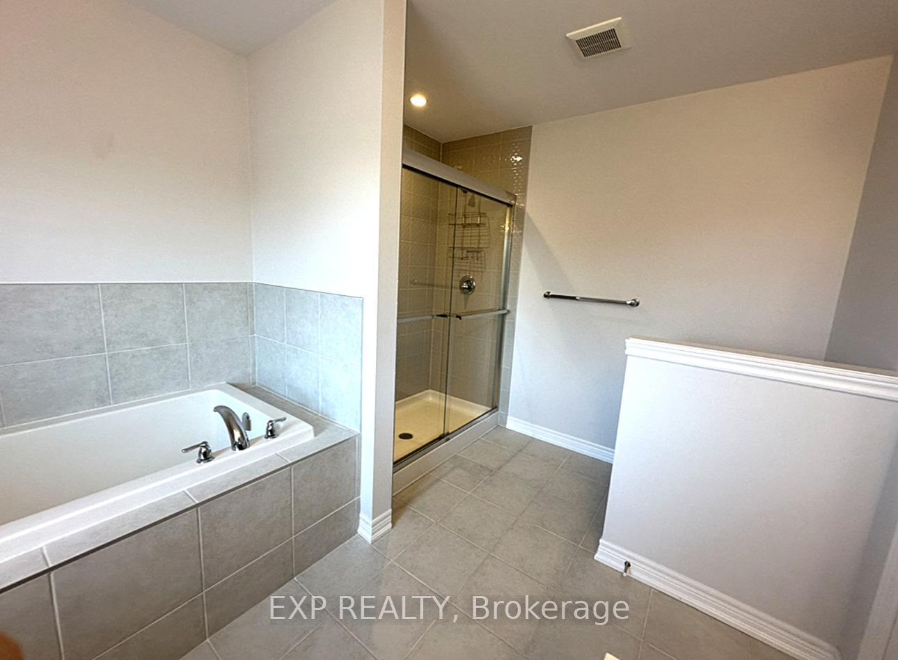 Photo 28 of 17 Vinifera Drive, Grimsby, Grimsby East — HOMEH