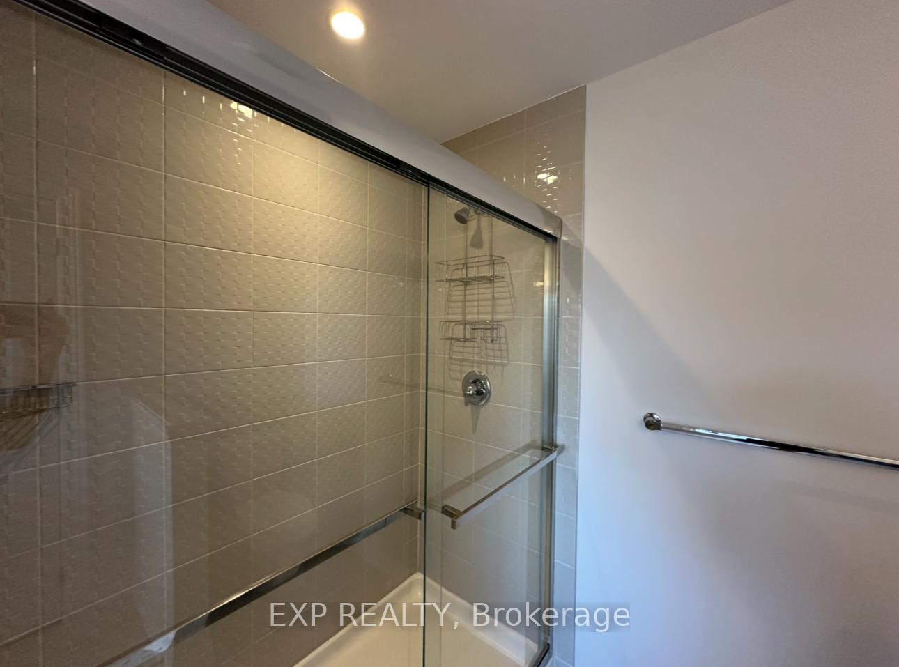 Photo 23 of 17 Vinifera Drive, Grimsby, Grimsby East — HOMEH