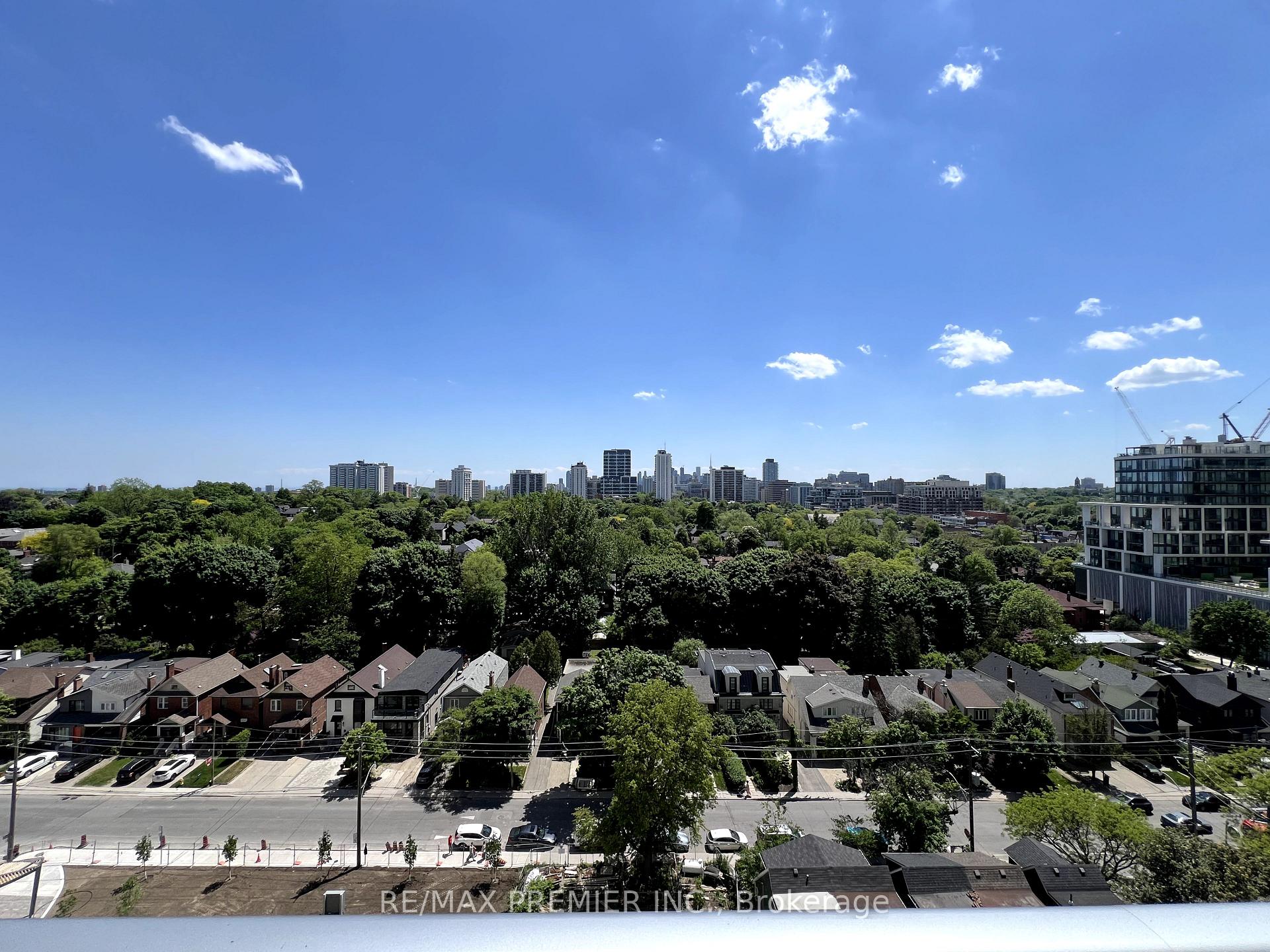 Photo 8 of Unit 1207, 25 Holly Street, Toronto, Mount Pleasant East — HOMEH