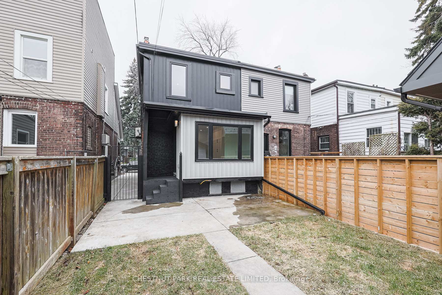 Photo 38 of 212 Victor Avenue, Toronto, North Riverdale — HOMEH