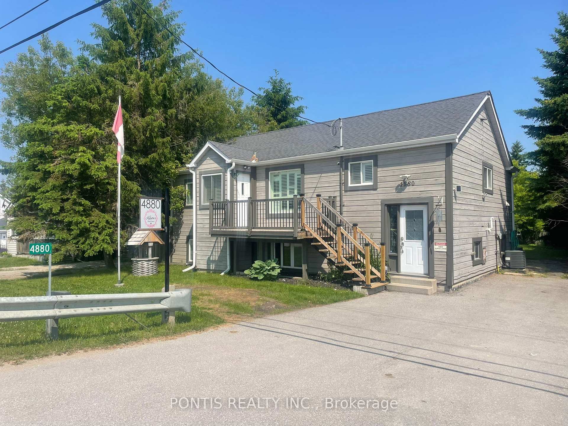 Front of 4880 County 90 Road