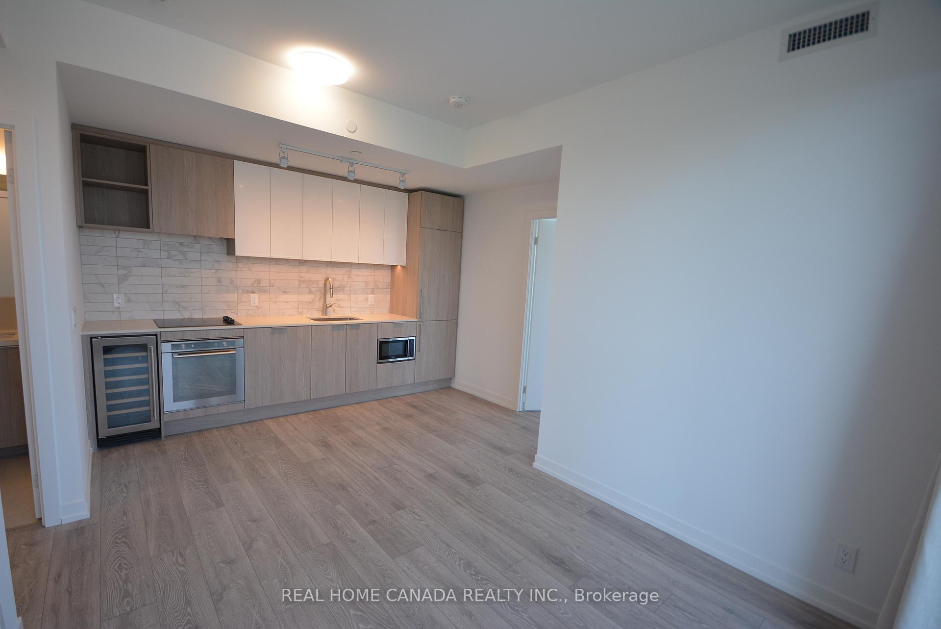 Photo 1 of Unit 1616, 2020 Bathurst Street, Toronto, Humewood-Cedarvale — HOMEH