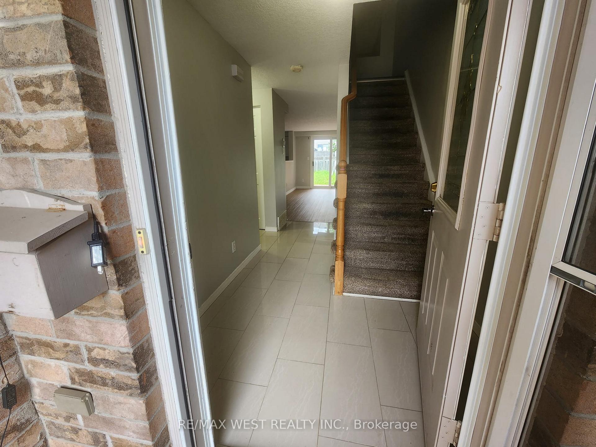 Photo 30 of 14 Copper Leaf Street, Kitchener — HOMEH