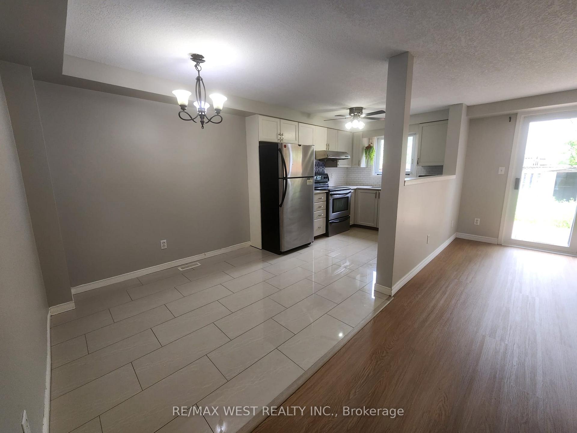 Photo 24 of 14 Copper Leaf Street, Kitchener — HOMEH