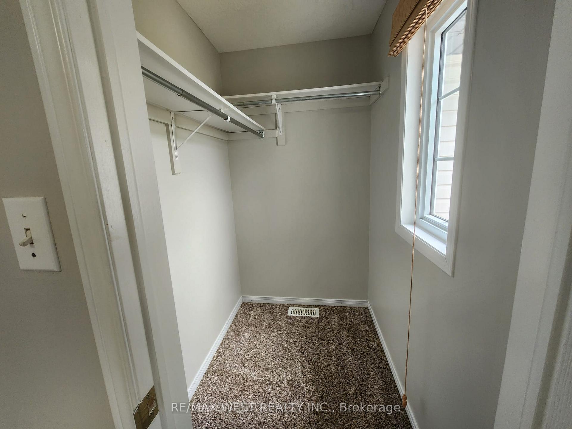 Photo 8 of 14 Copper Leaf Street, Kitchener — HOMEH