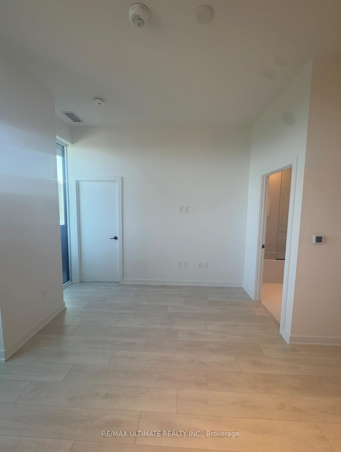 Photo 16 of Unit UPH05, 117 Broadway Avenue, Toronto, Mount Pleasant West — HOMEH