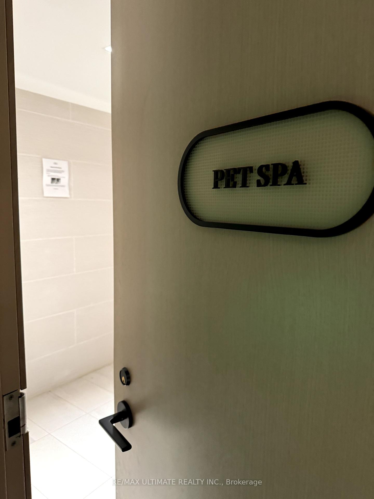 Photo 32 of Unit Ph11, 117 Broadway Avenue, Toronto, Mount Pleasant West — HOMEH
