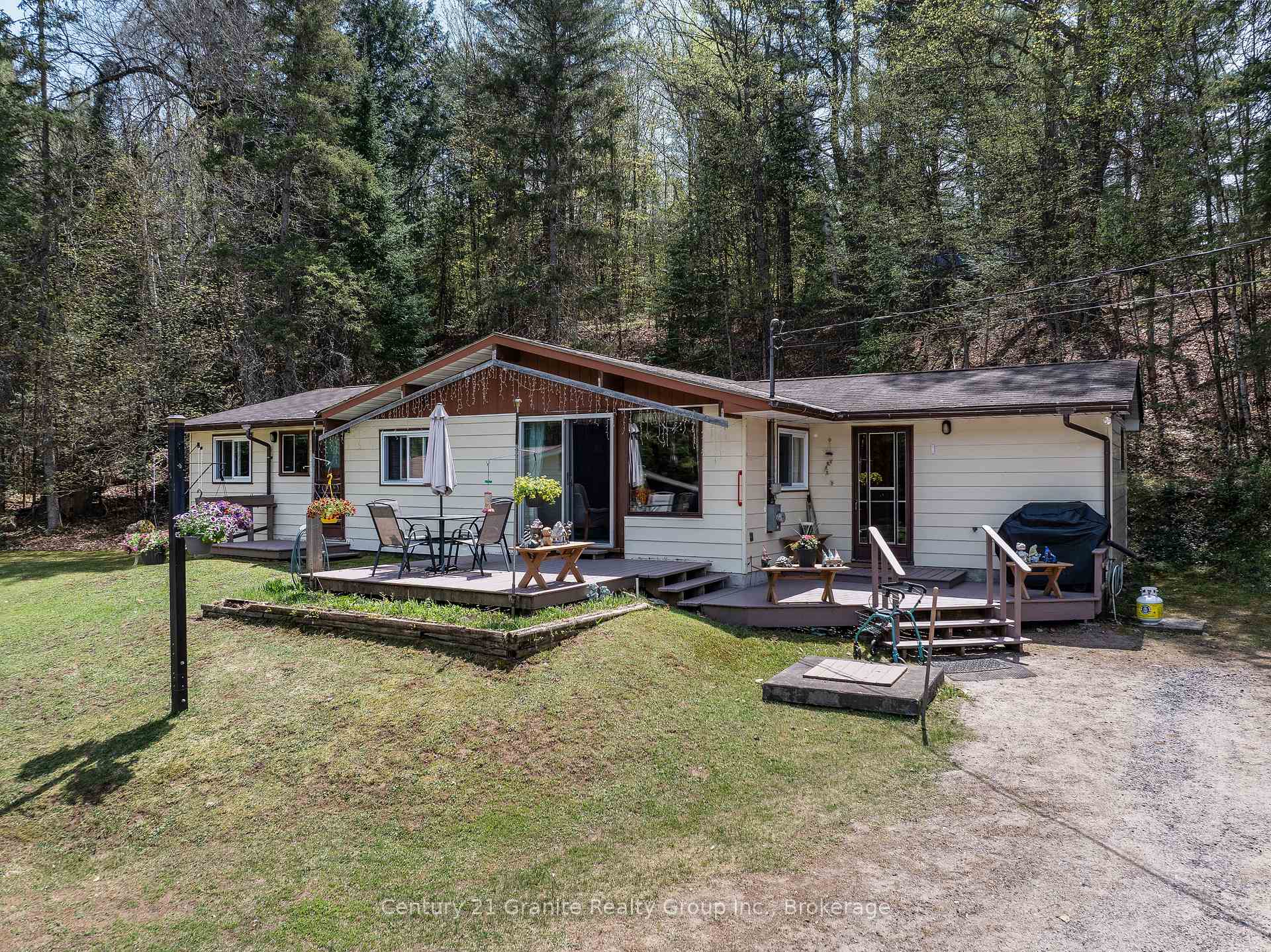 Photo 31 of 1036 Wandering Lane, Algonquin Highlands, Stanhope — HOMEH