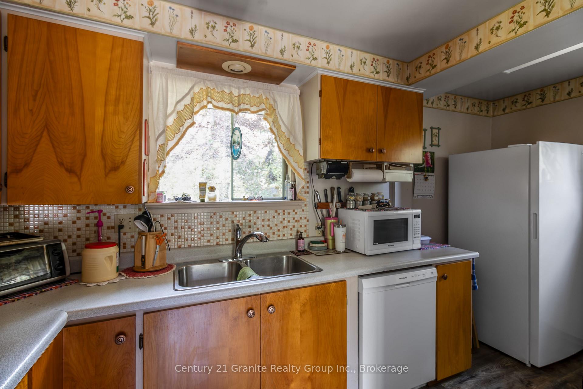 Photo 12 of 1036 Wandering Lane, Algonquin Highlands, Stanhope — HOMEH