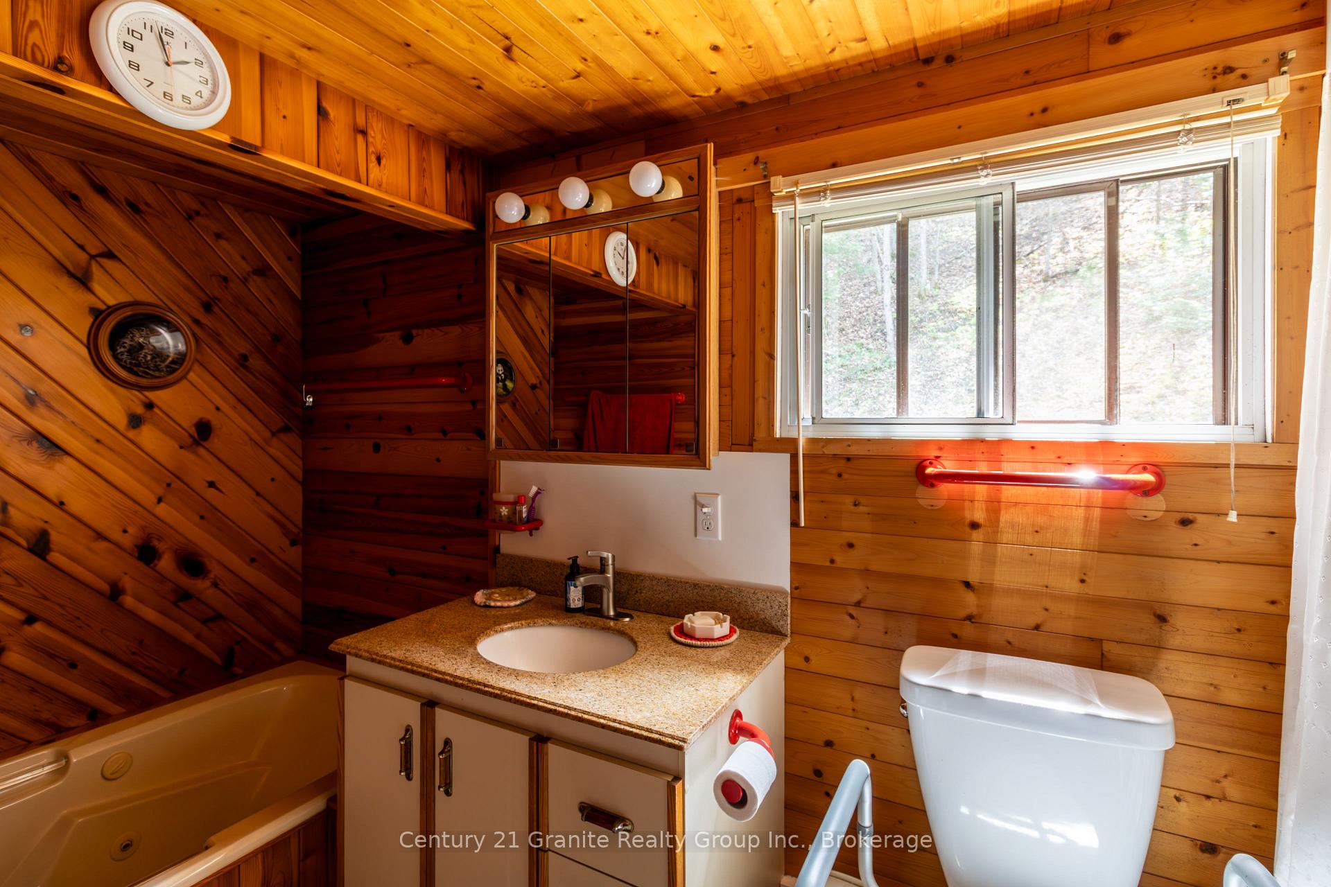 Photo 19 of 1036 Wandering Lane, Algonquin Highlands, Stanhope — HOMEH